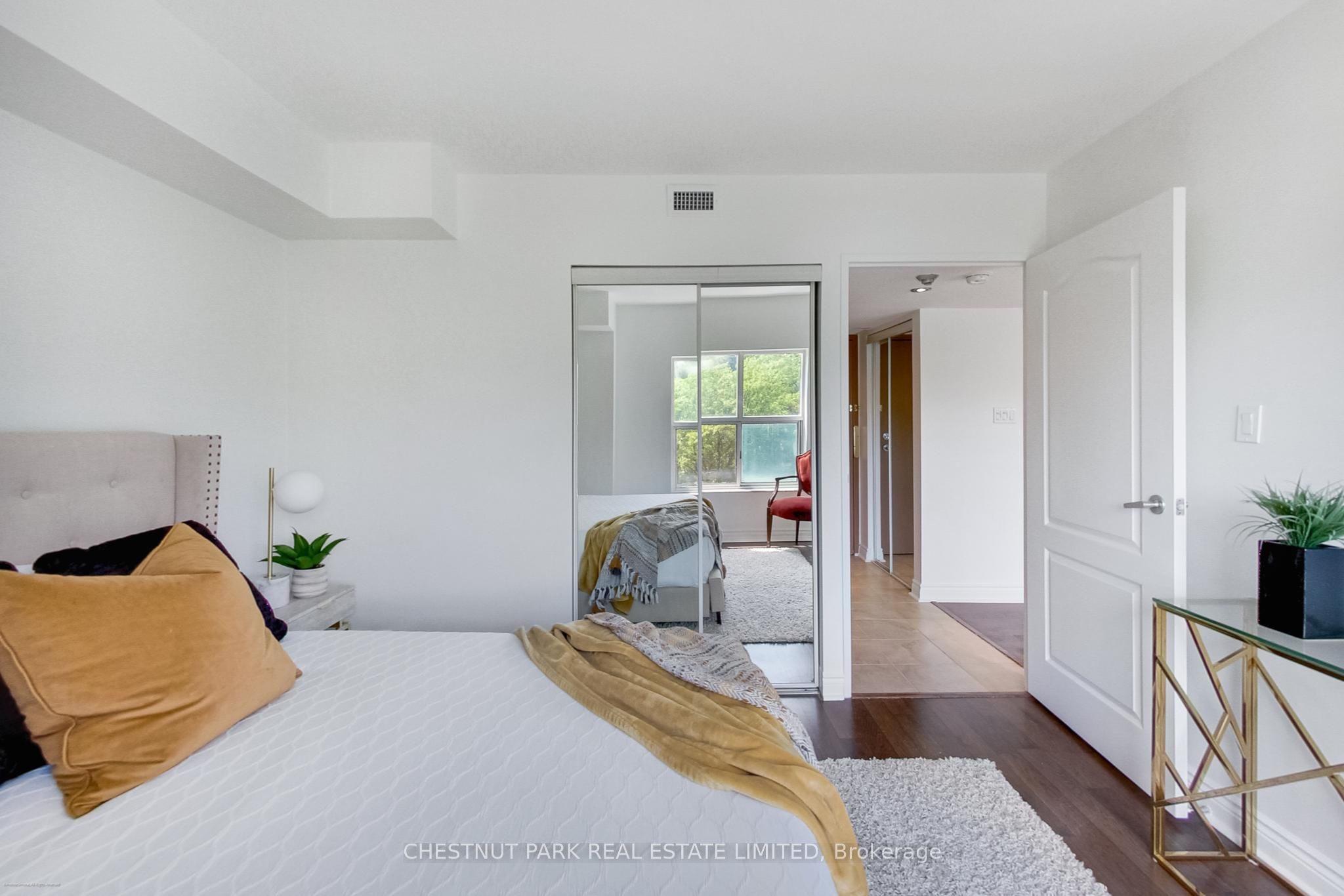 97 Lawton Boulevard 201 Property Photo 10