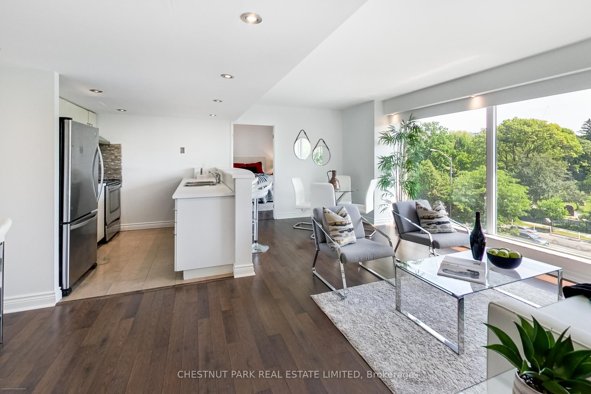 97 Lawton Boulevard 201 Property Photo 11