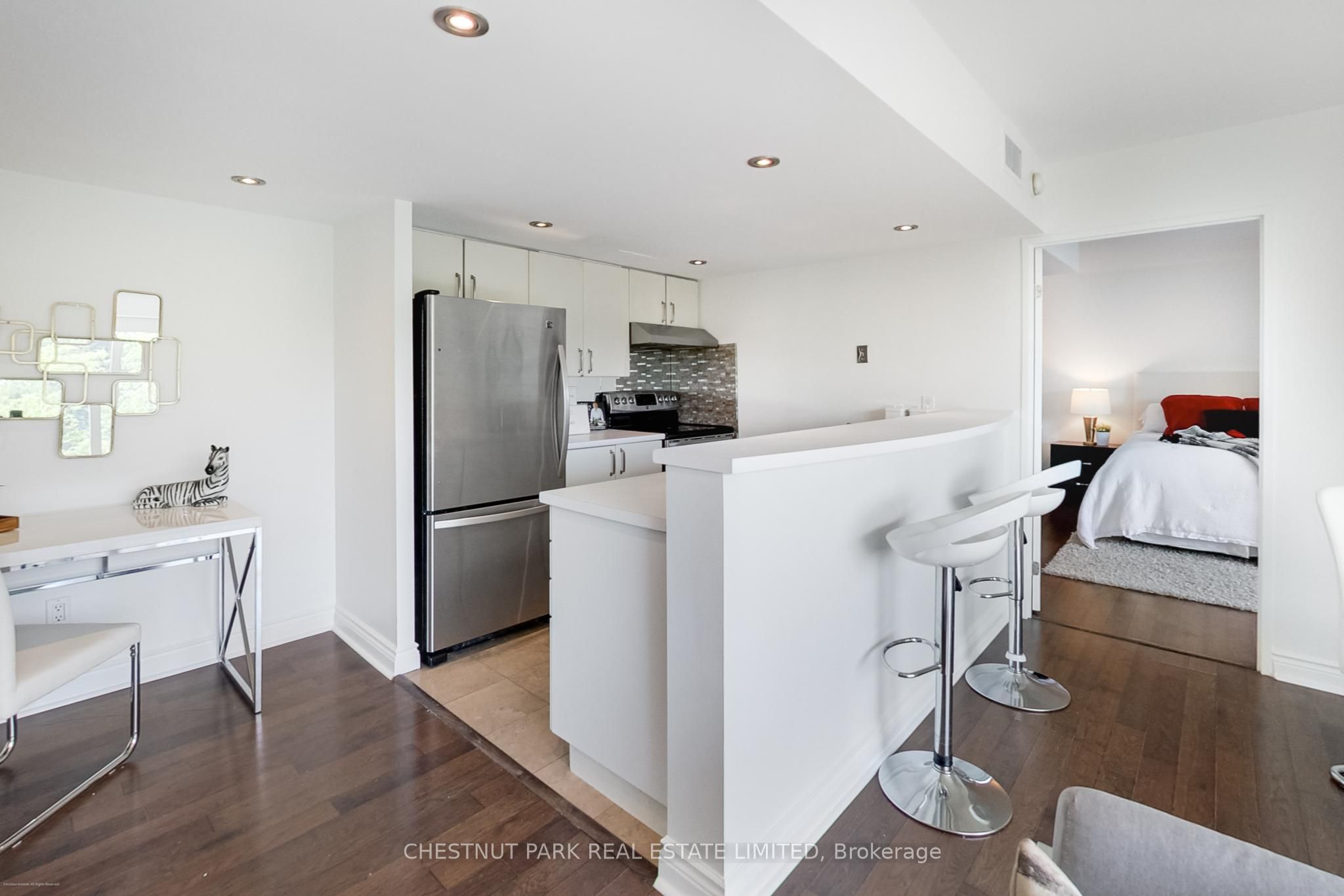 97 Lawton Boulevard 201 Property Photo 19