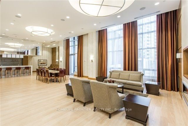 100 Harrison Gardens Boulevard 909 Property Photo 10