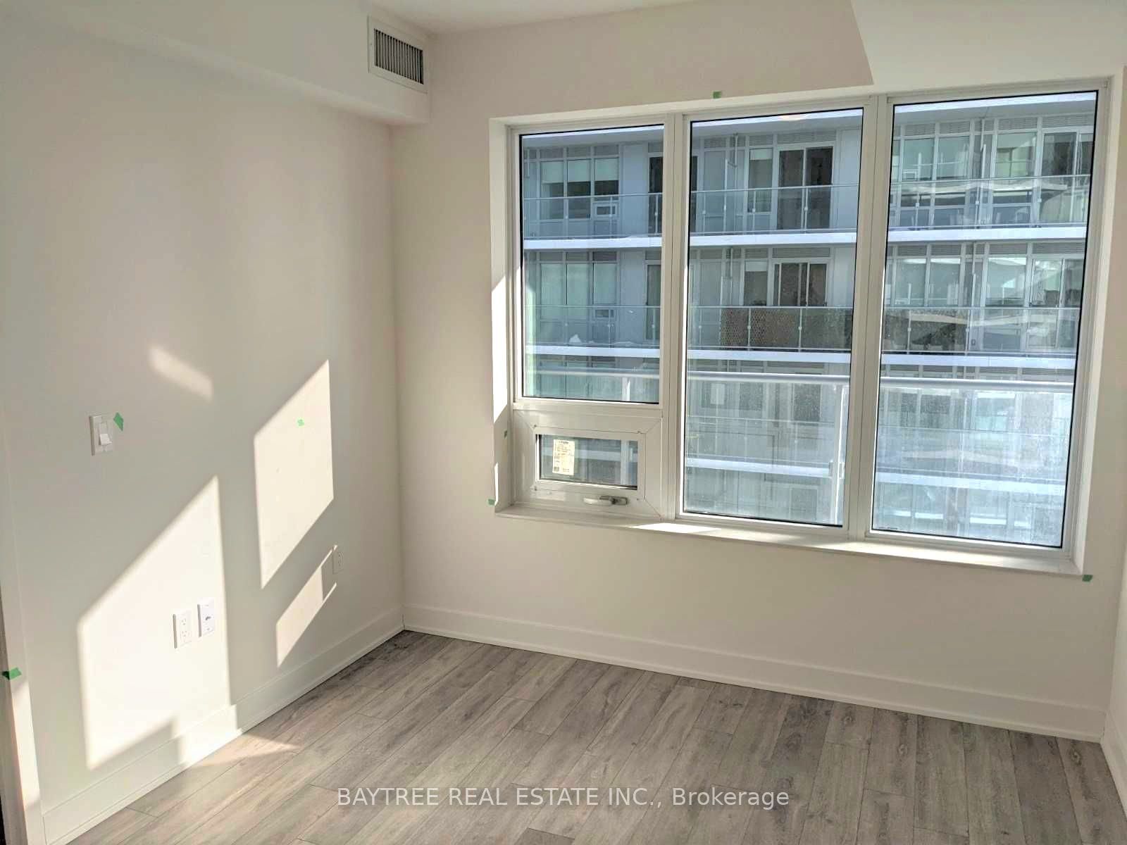 99 Broadway Avenue 3608 Property Photo 9