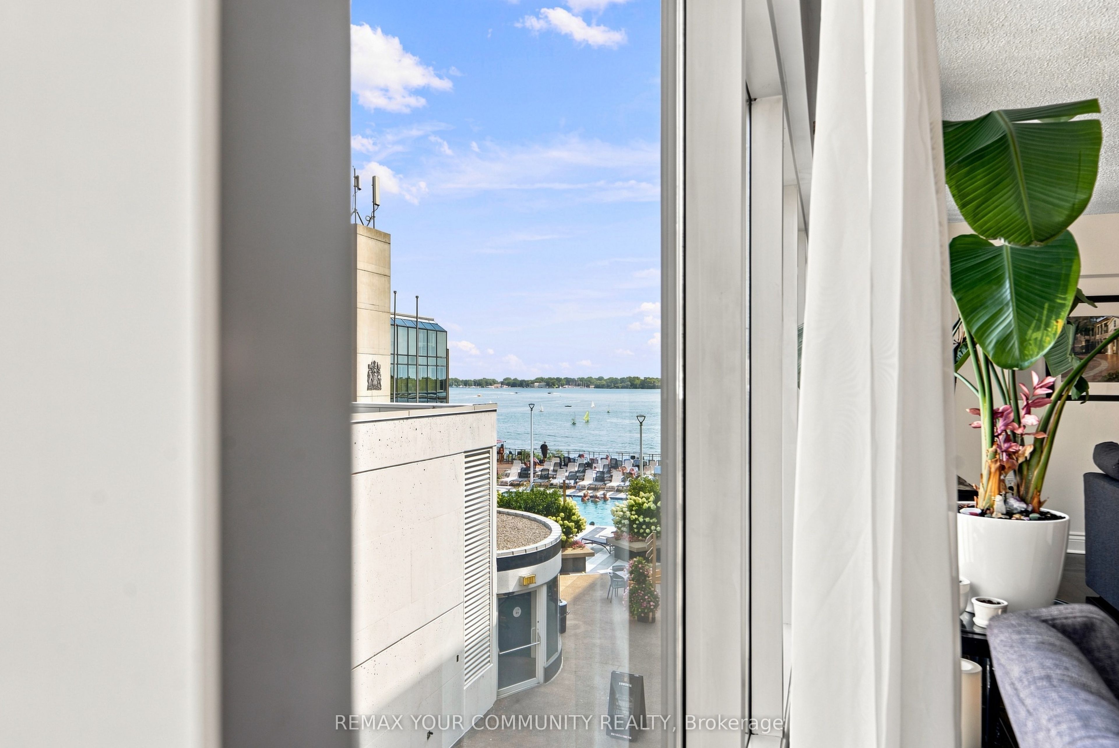 251 Queens Quay 705 Property Photo 18