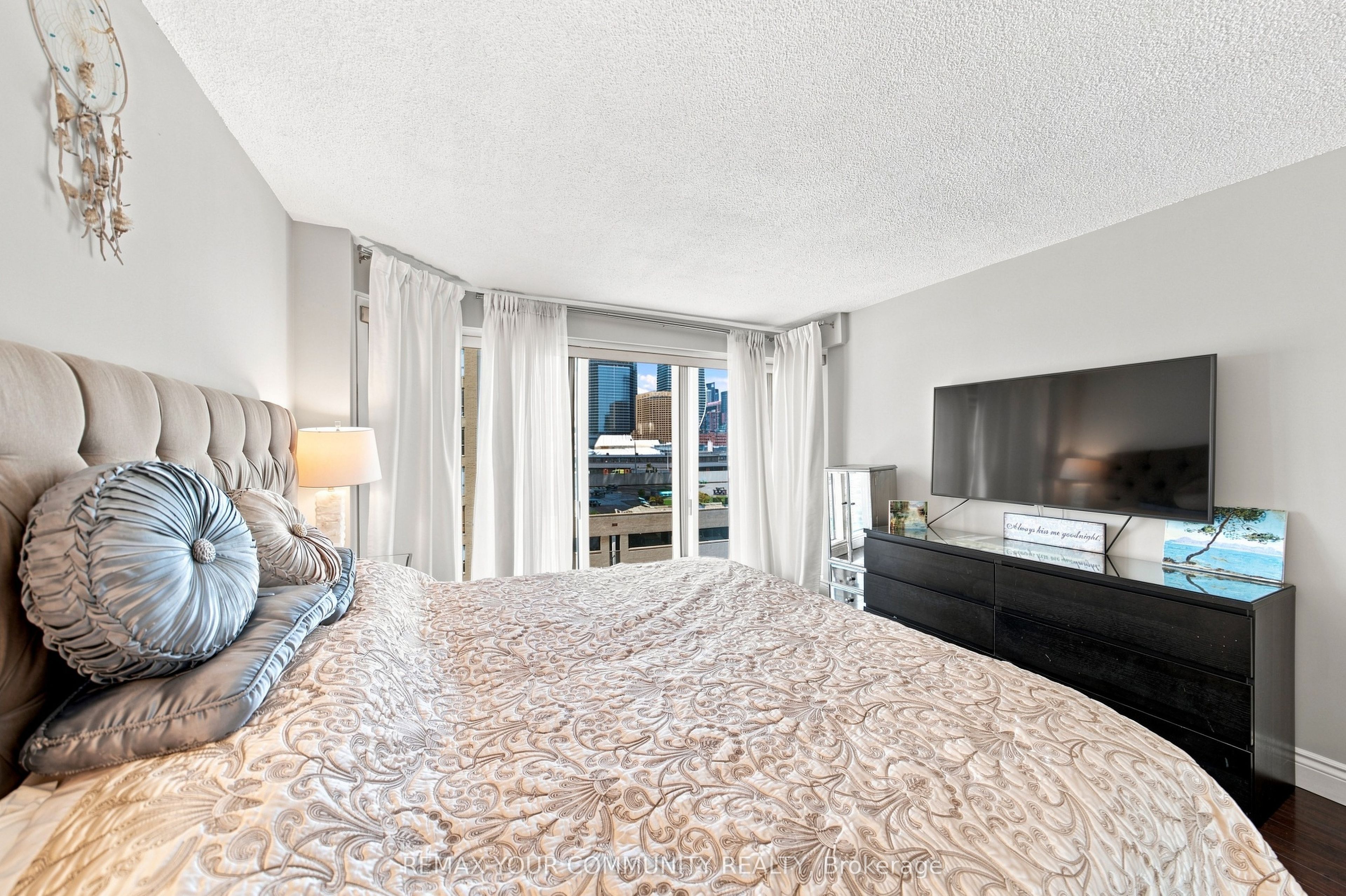 251 Queens Quay 705 Property Photo 31