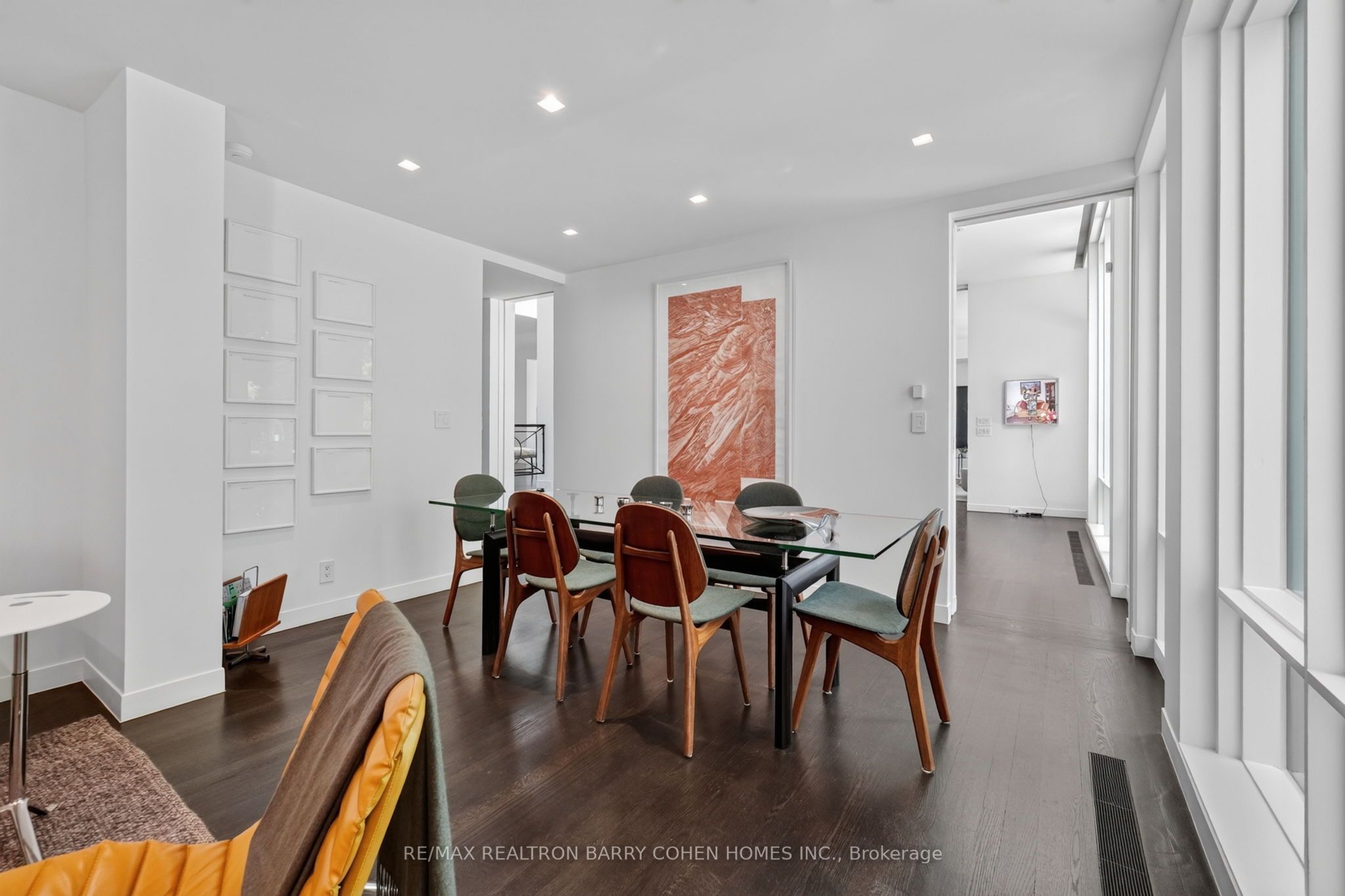 12 Tudor Gate Property Photo 18