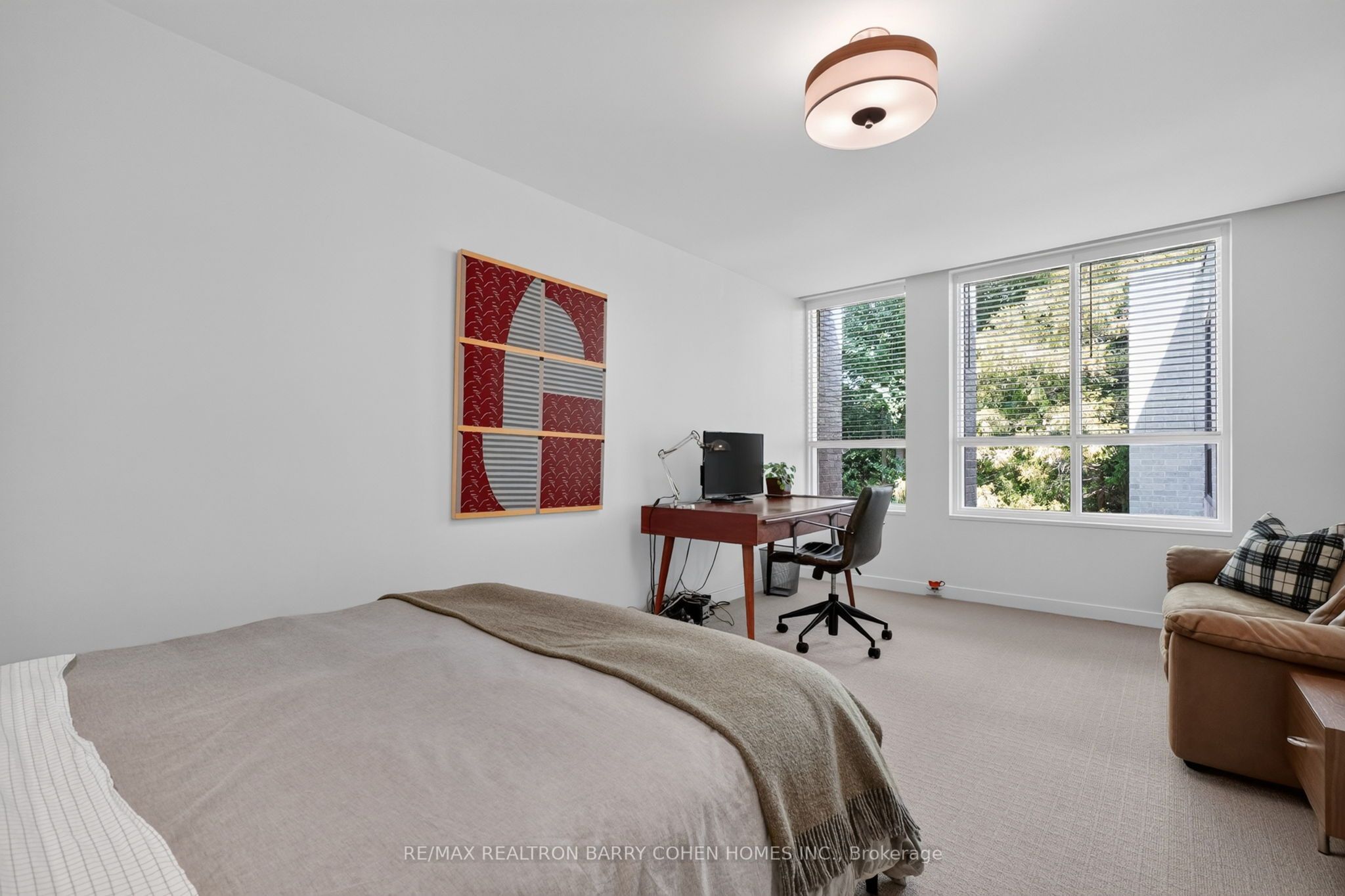 12 Tudor Gate Property Photo 31