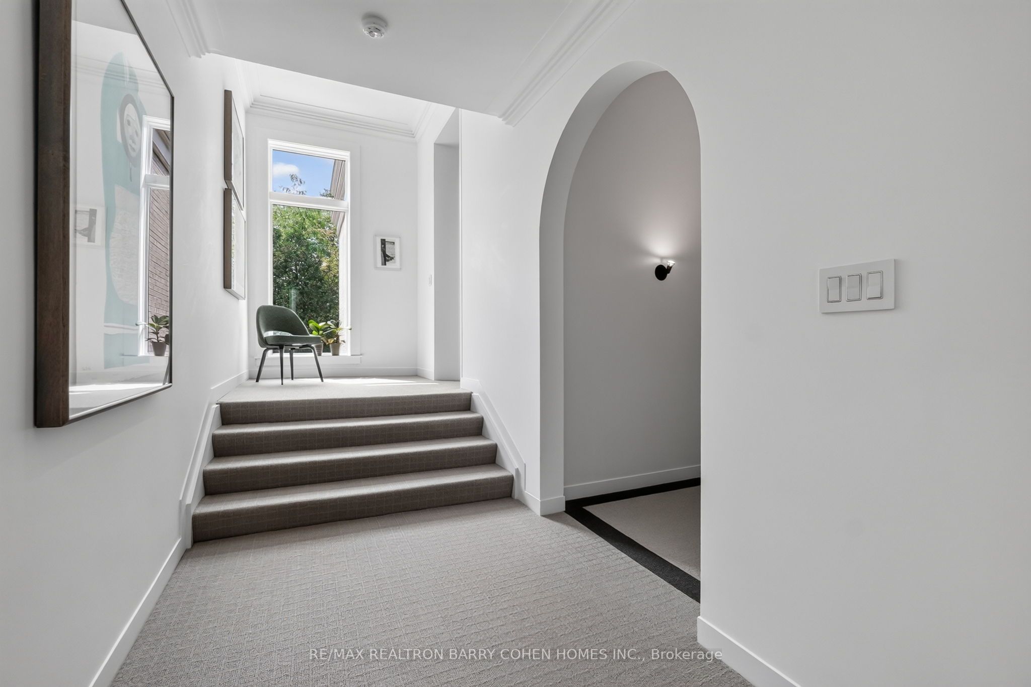 12 Tudor Gate Property Photo 36