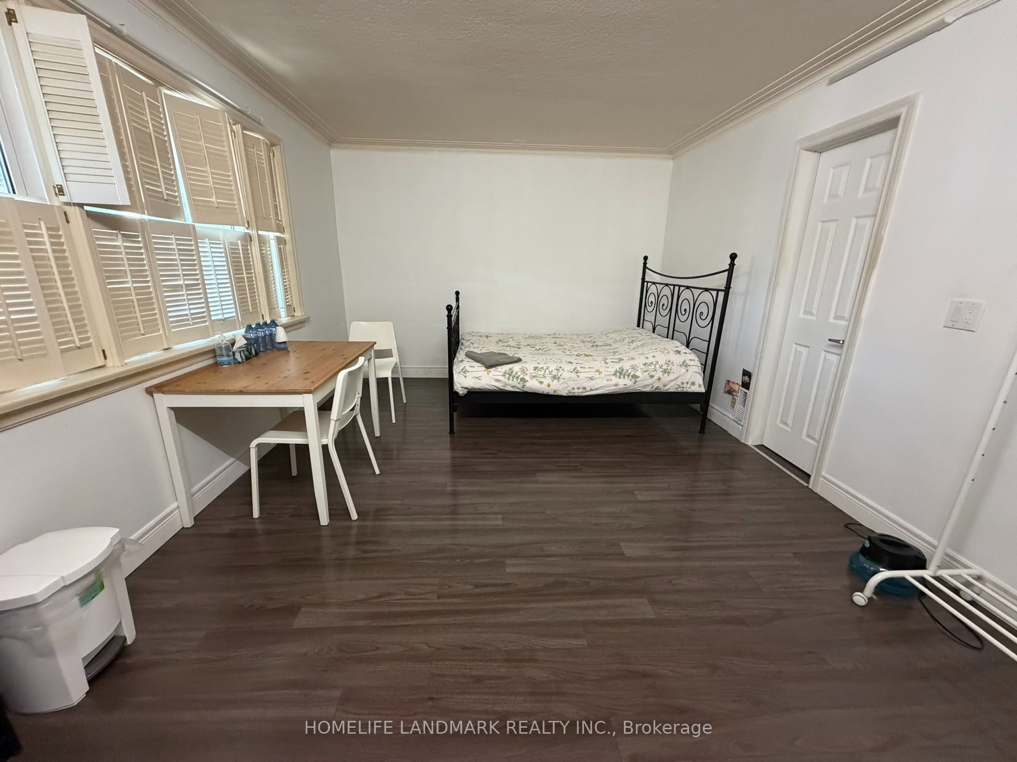 228 Hollywood Avenue Property Photo 4
