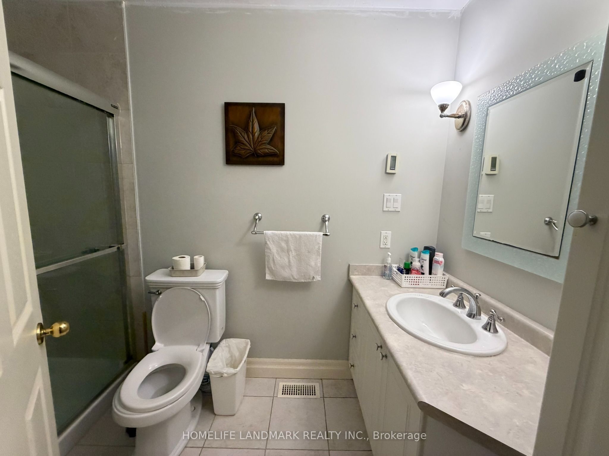 228 Hollywood Avenue Property Photo 9