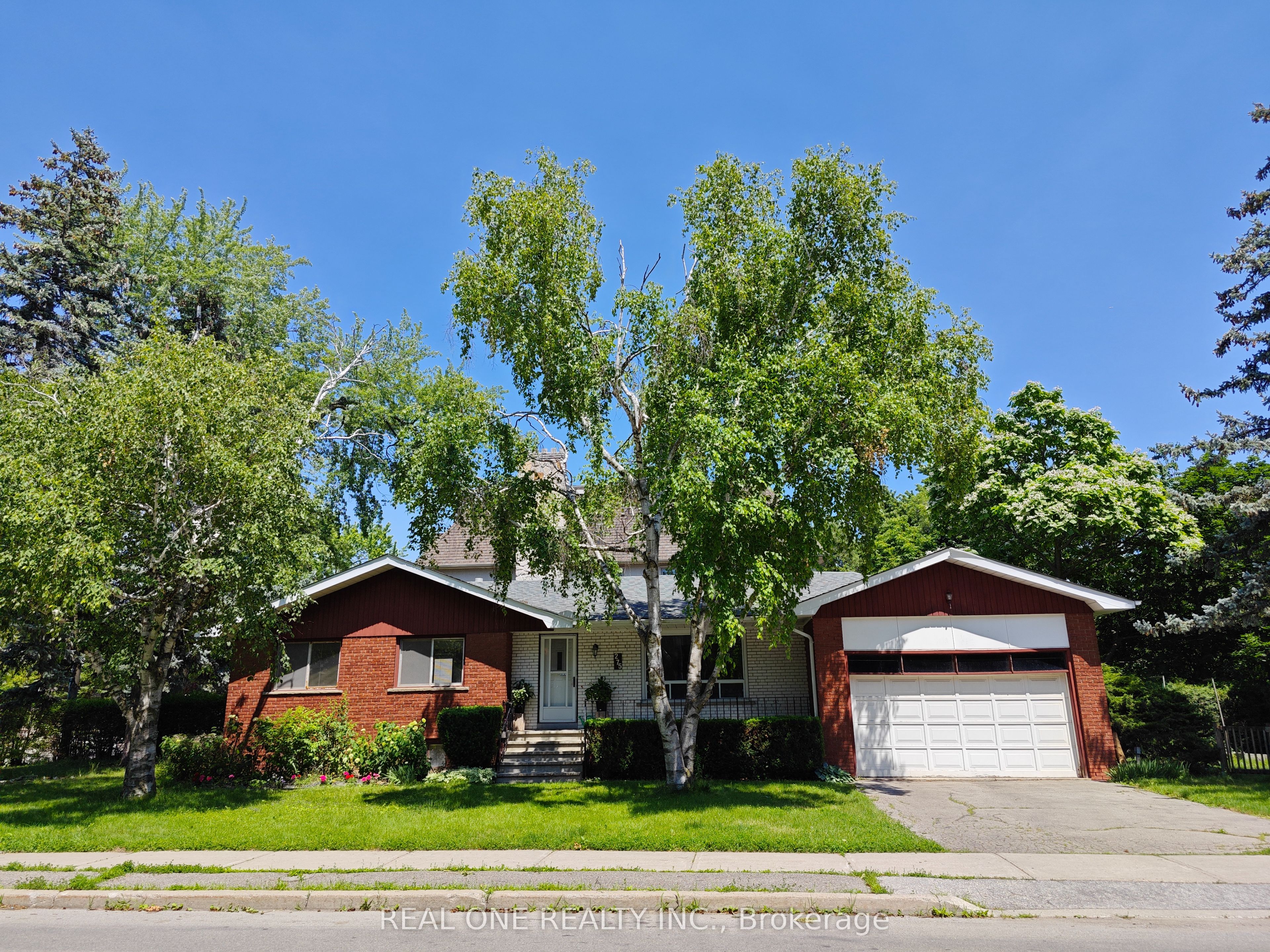 275 Parkview Avenue Property Photo 1