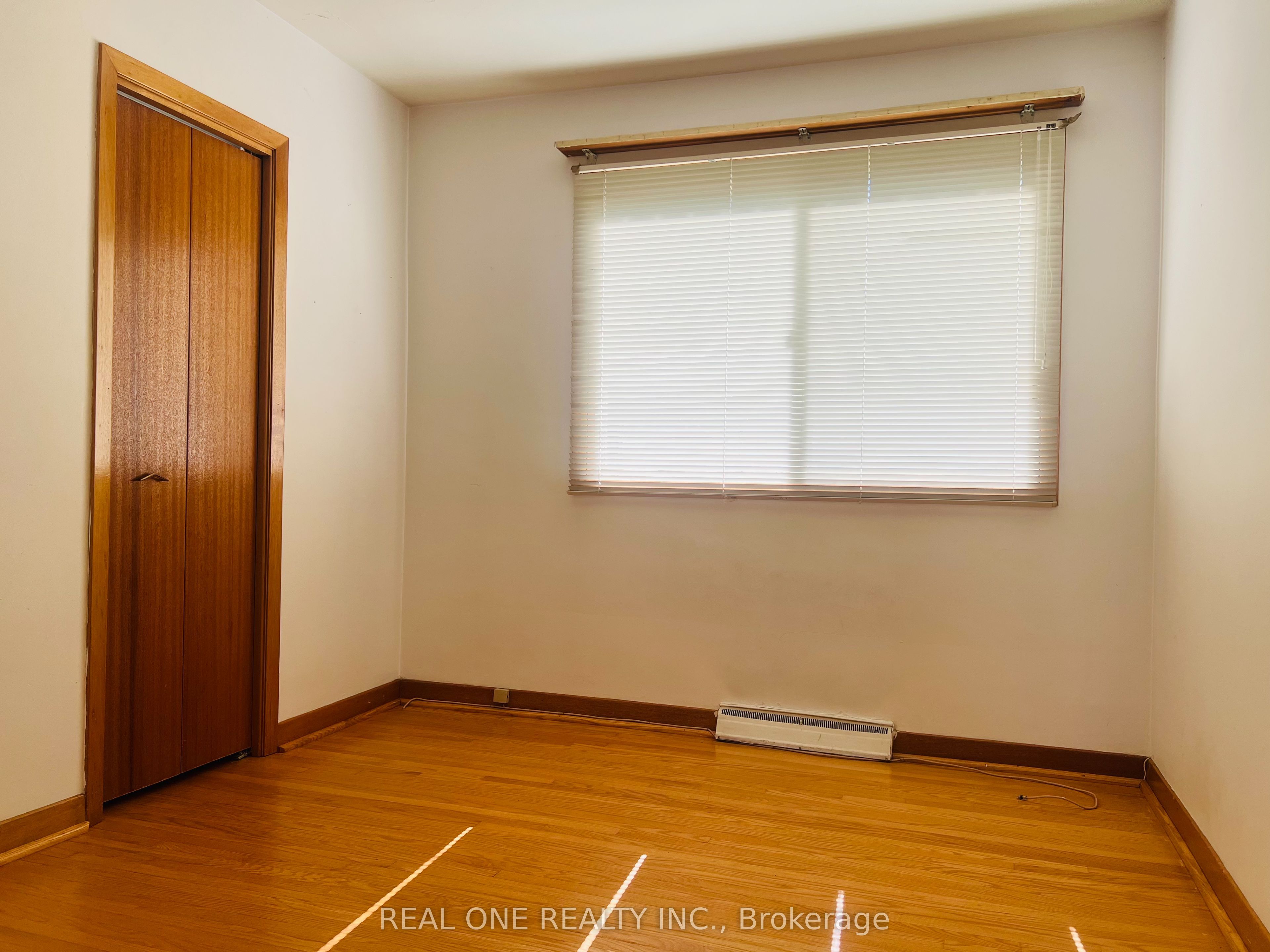 275 Parkview Avenue Property Photo 11
