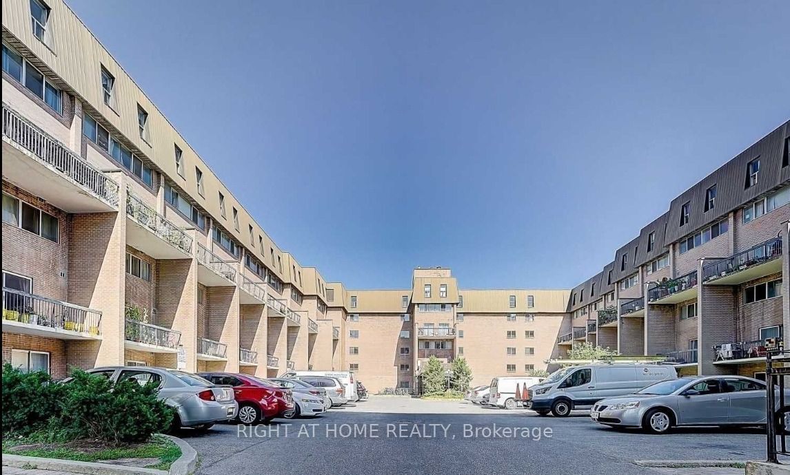 165 Cherokee Boulevard 149 Property Photo 1