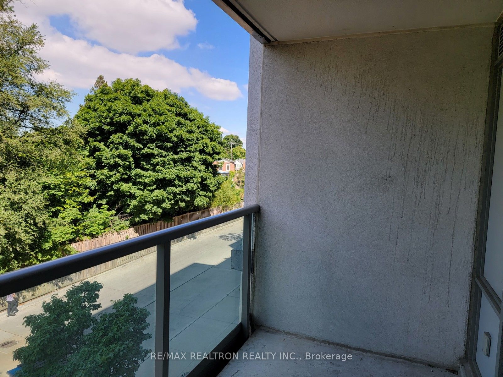 C13678398 Property Photo 8