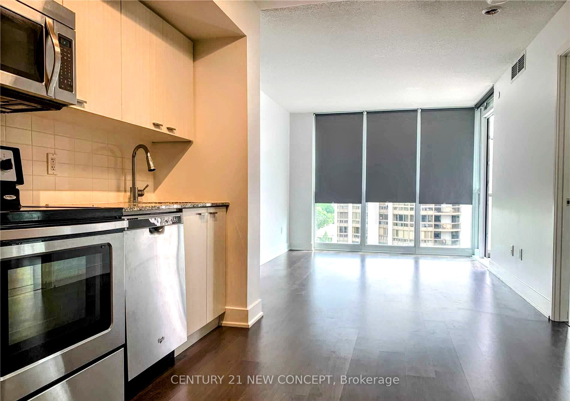 88 Sheppard Avenue E 1111 Property Photo 3
