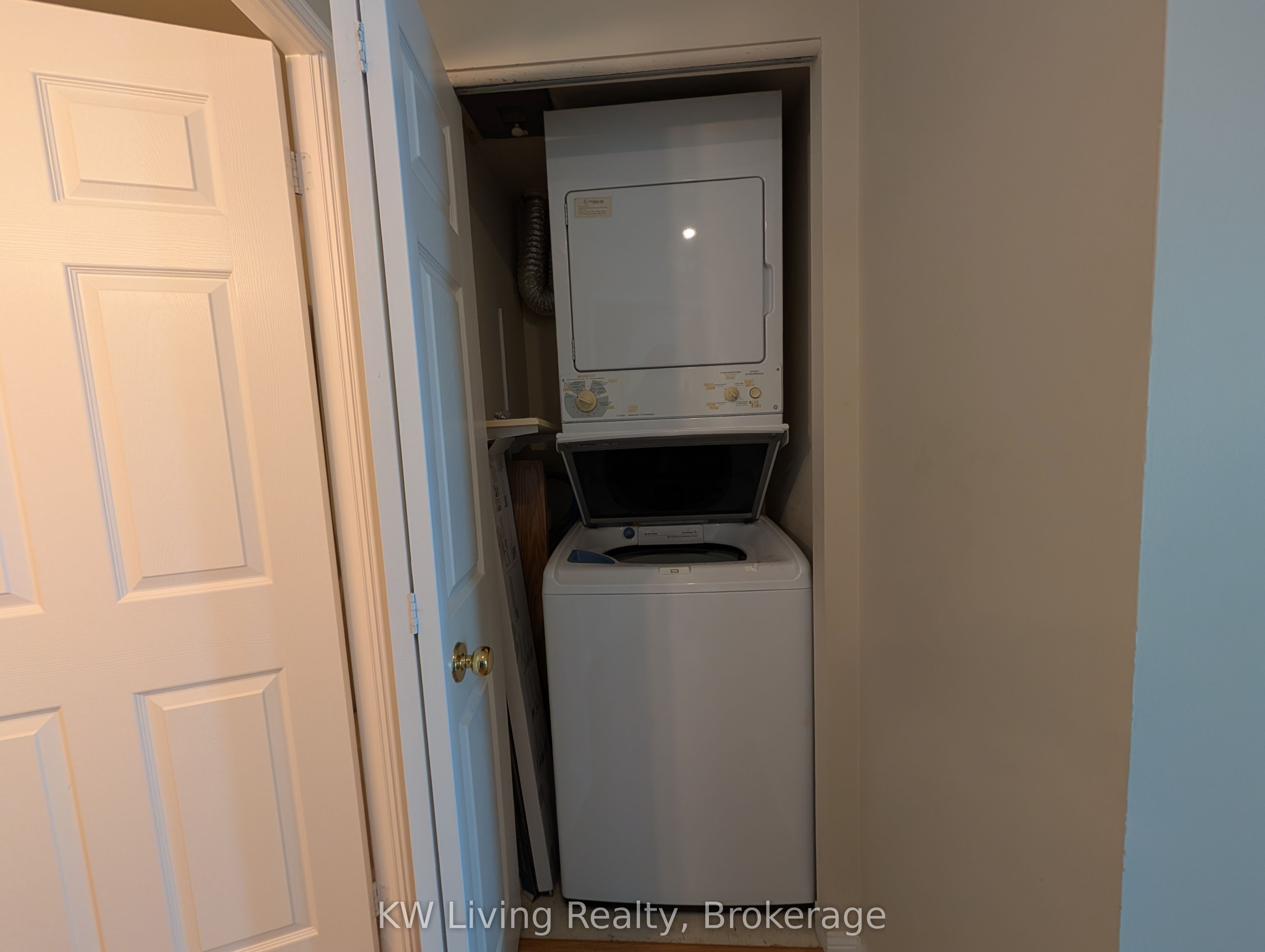 23 Lorraine Drive 1102 Property Photo 16