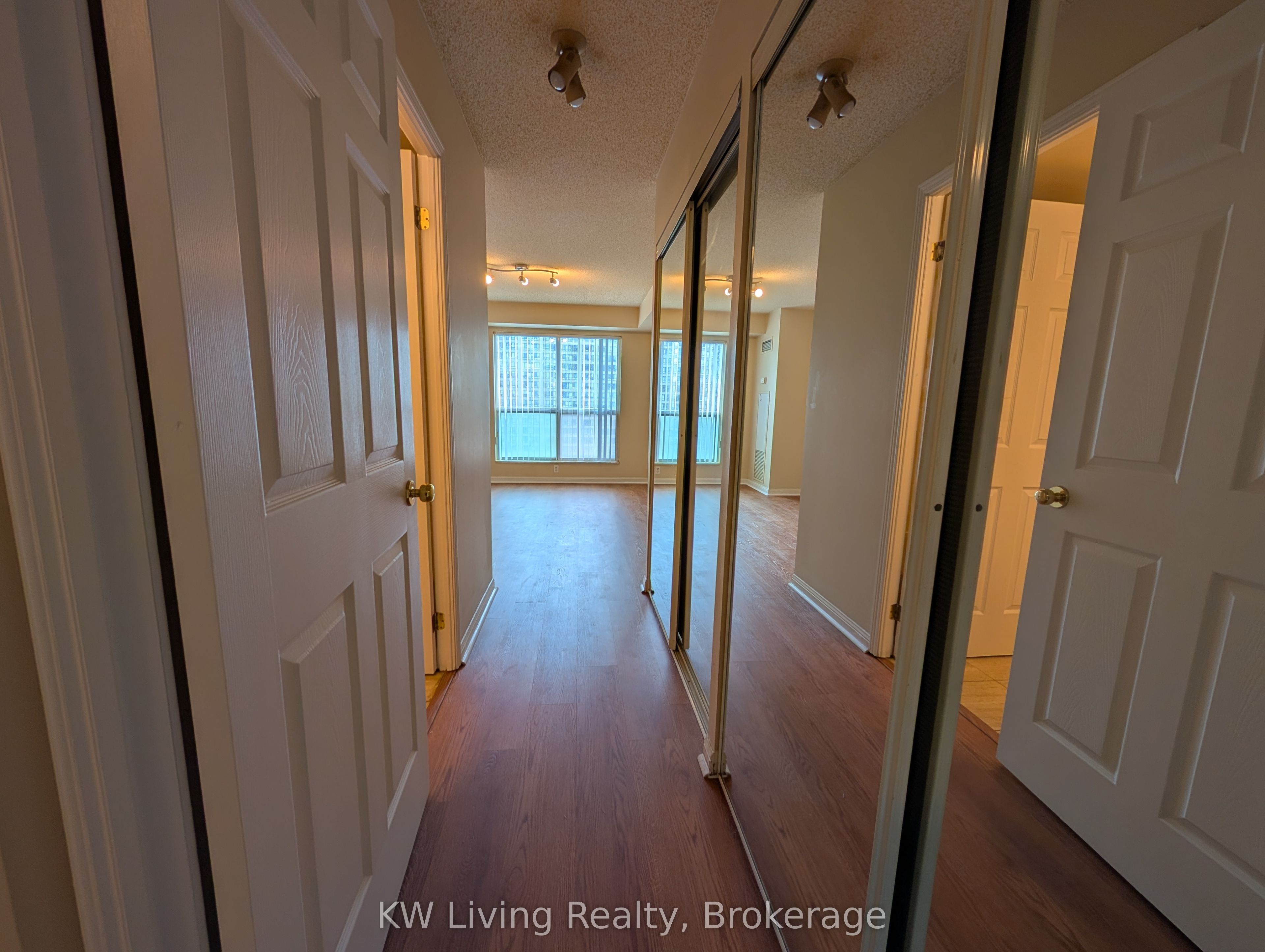 23 Lorraine Drive 1102 Property Photo 17