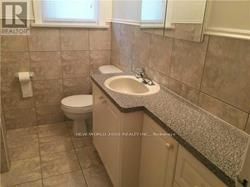 393 Hounslow Avenue Property Photo 12