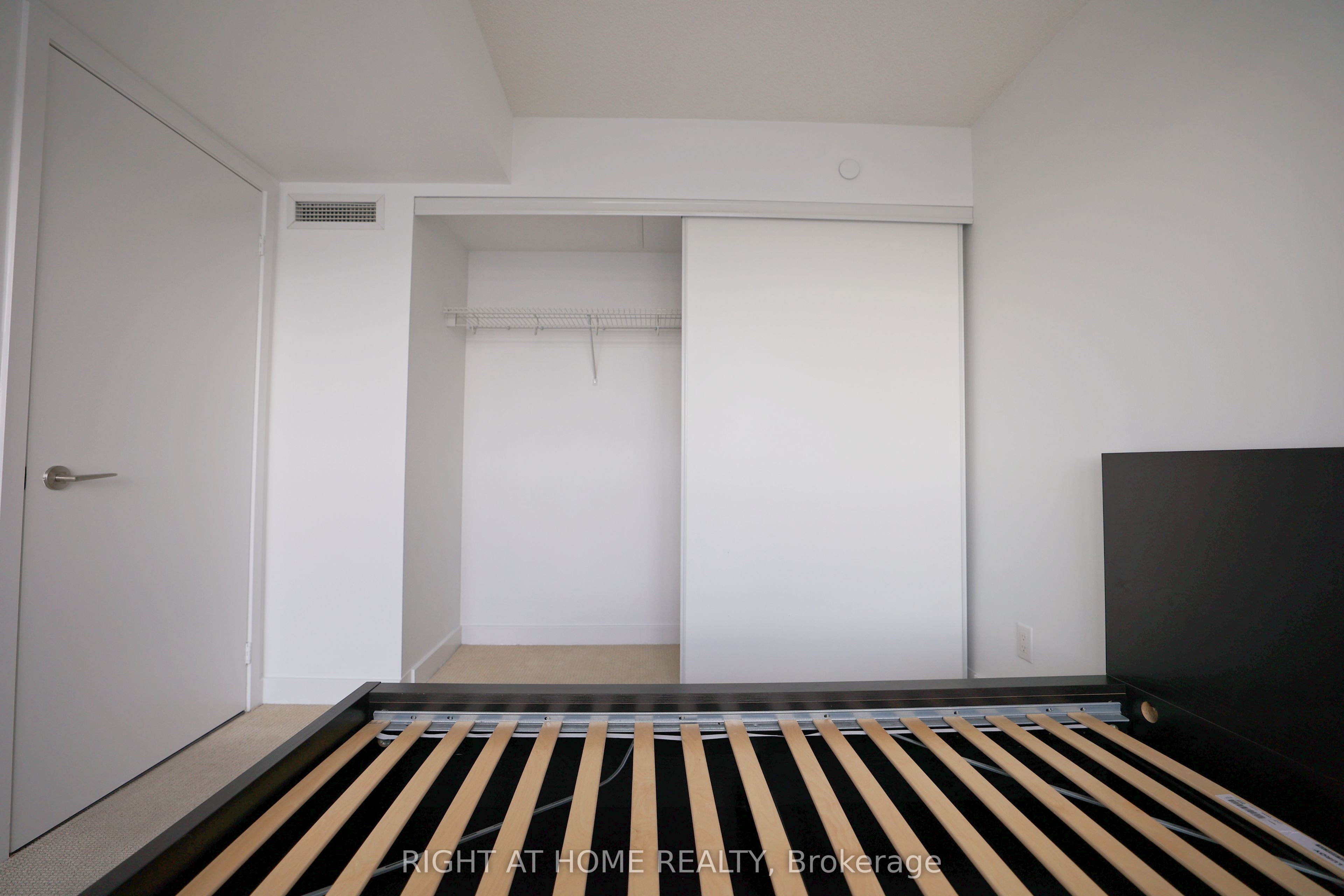 72 Esther Shiner Boulevard 308 Property Photo 14