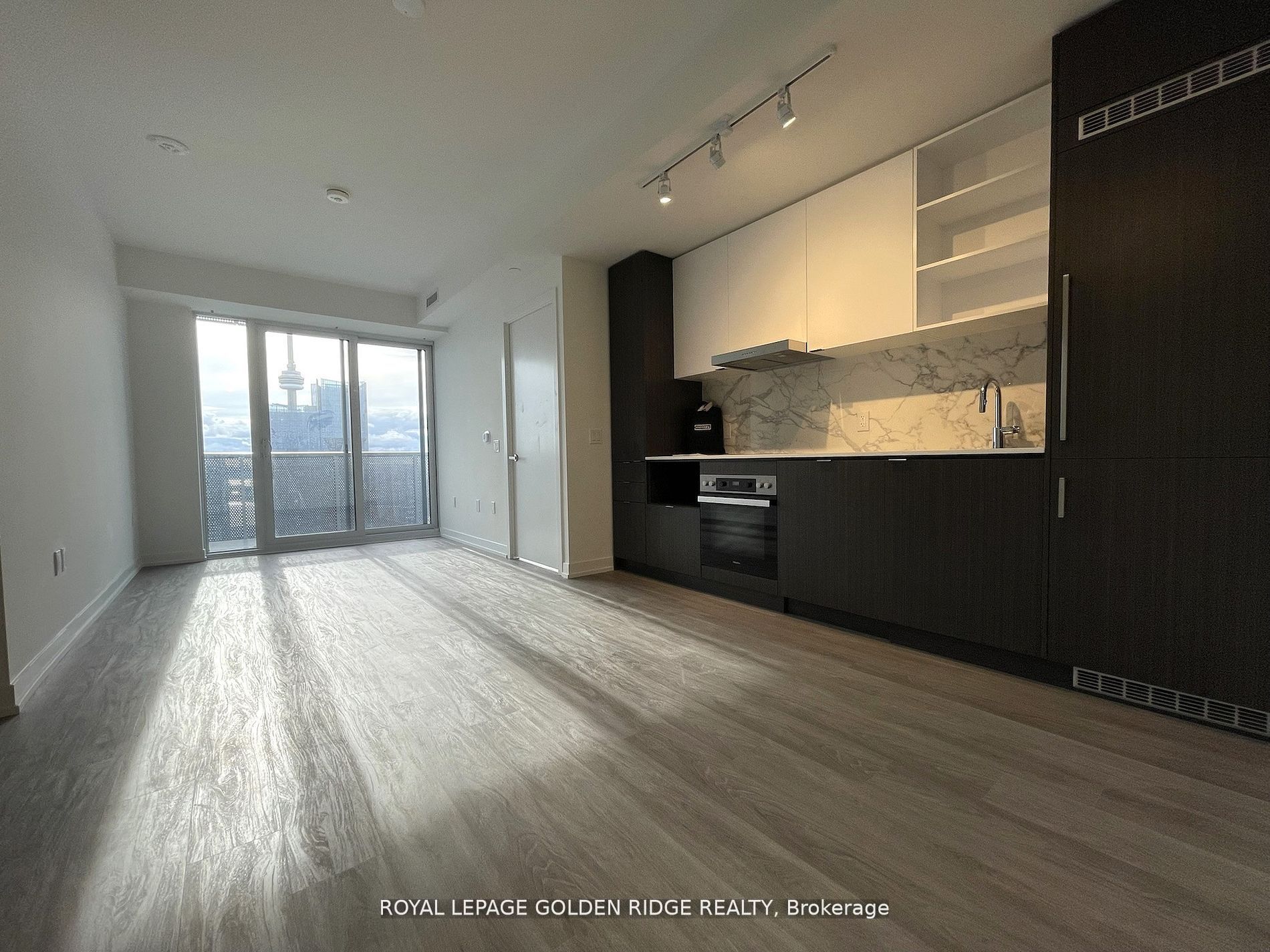 55 Cooper Street 6812 Property Photo 6