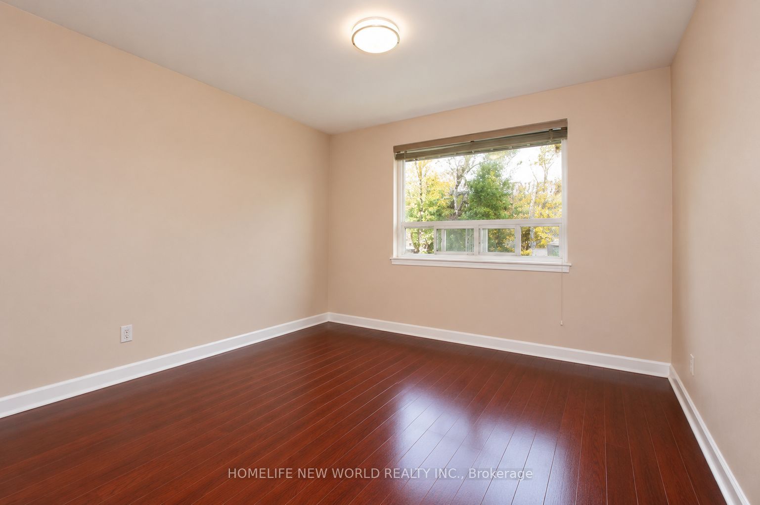 54 Southwell Drive Property Photo 9