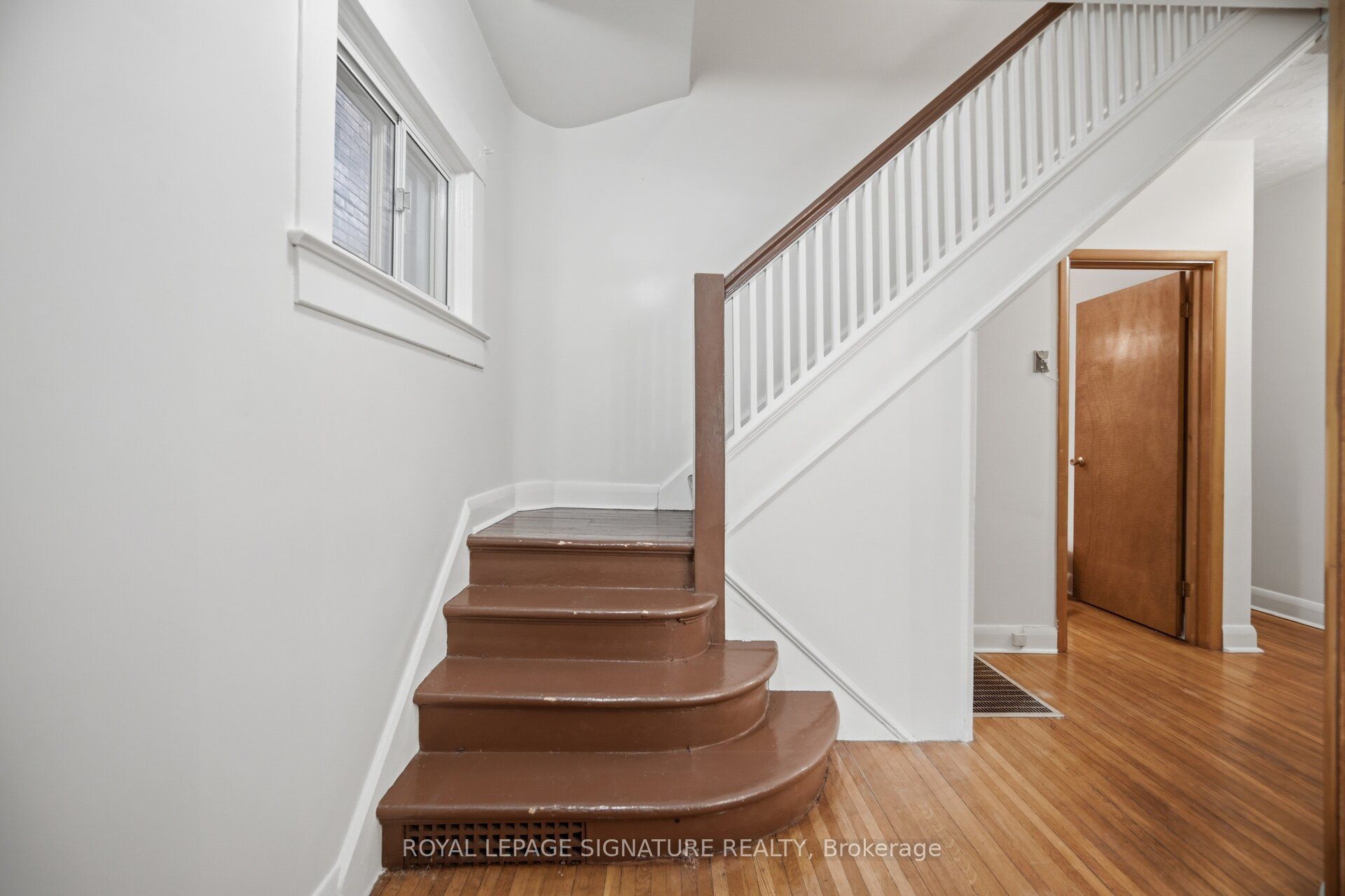 43 Marchmount Road Property Photo 9