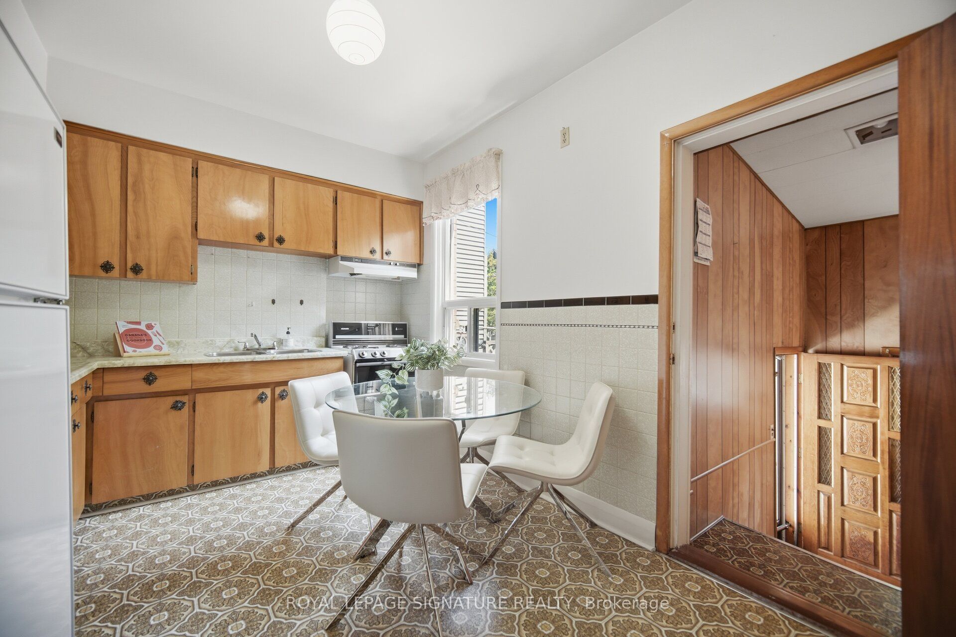 43 Marchmount Road Property Photo 18