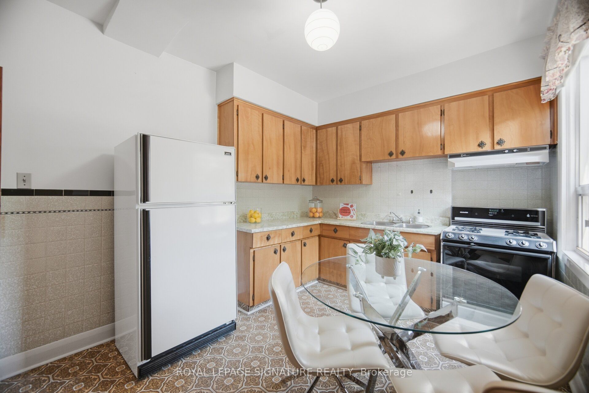 43 Marchmount Road Property Photo 19