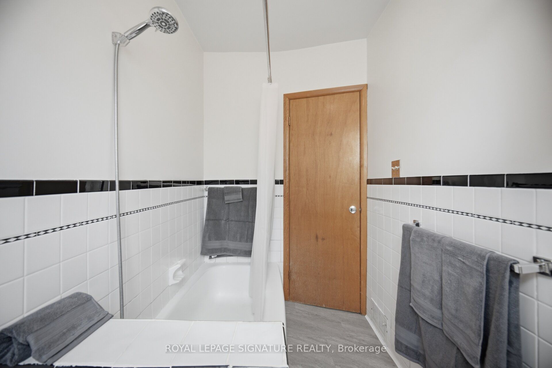 43 Marchmount Road Property Photo 31
