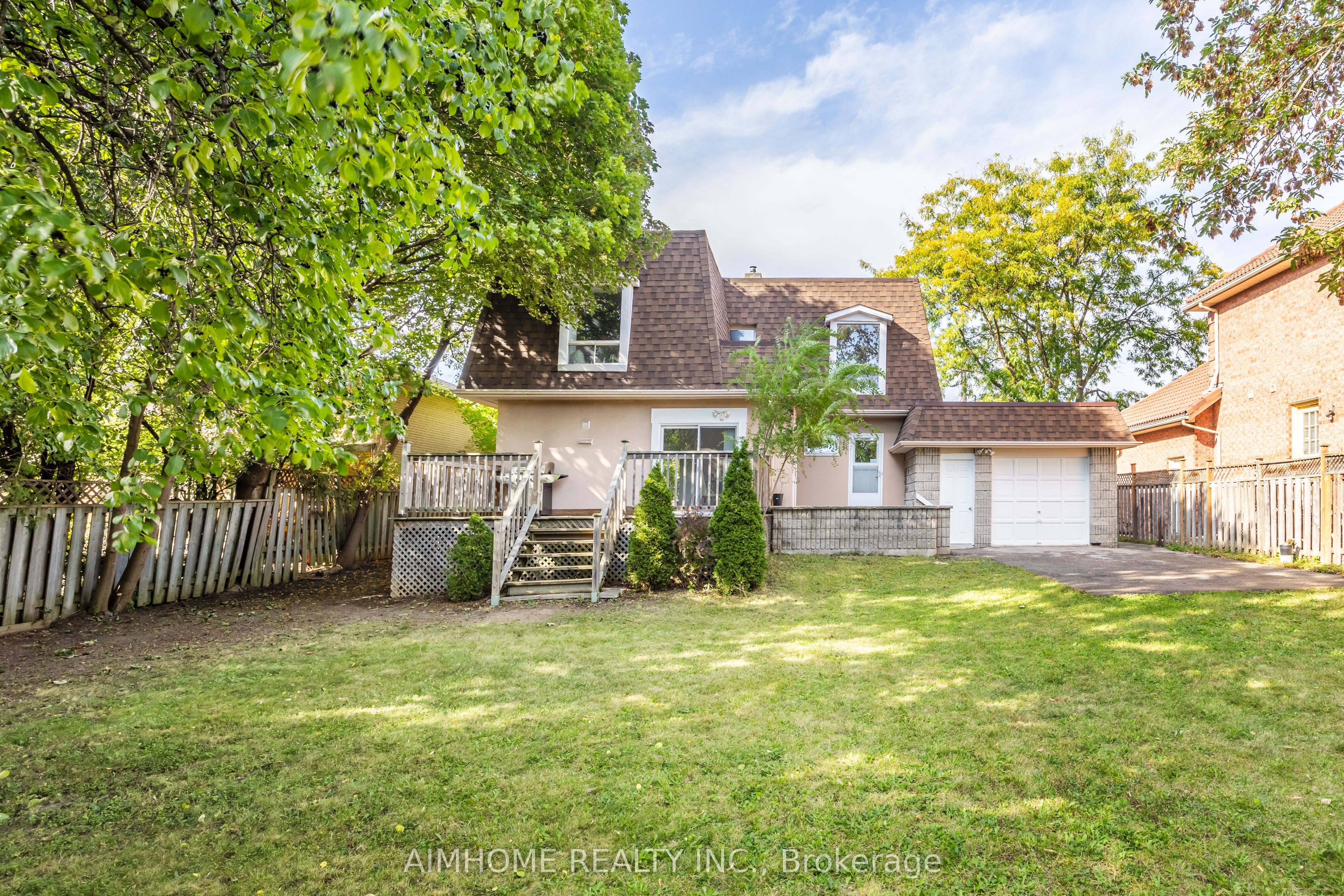 471 Cummer Avenue Property Photo 21