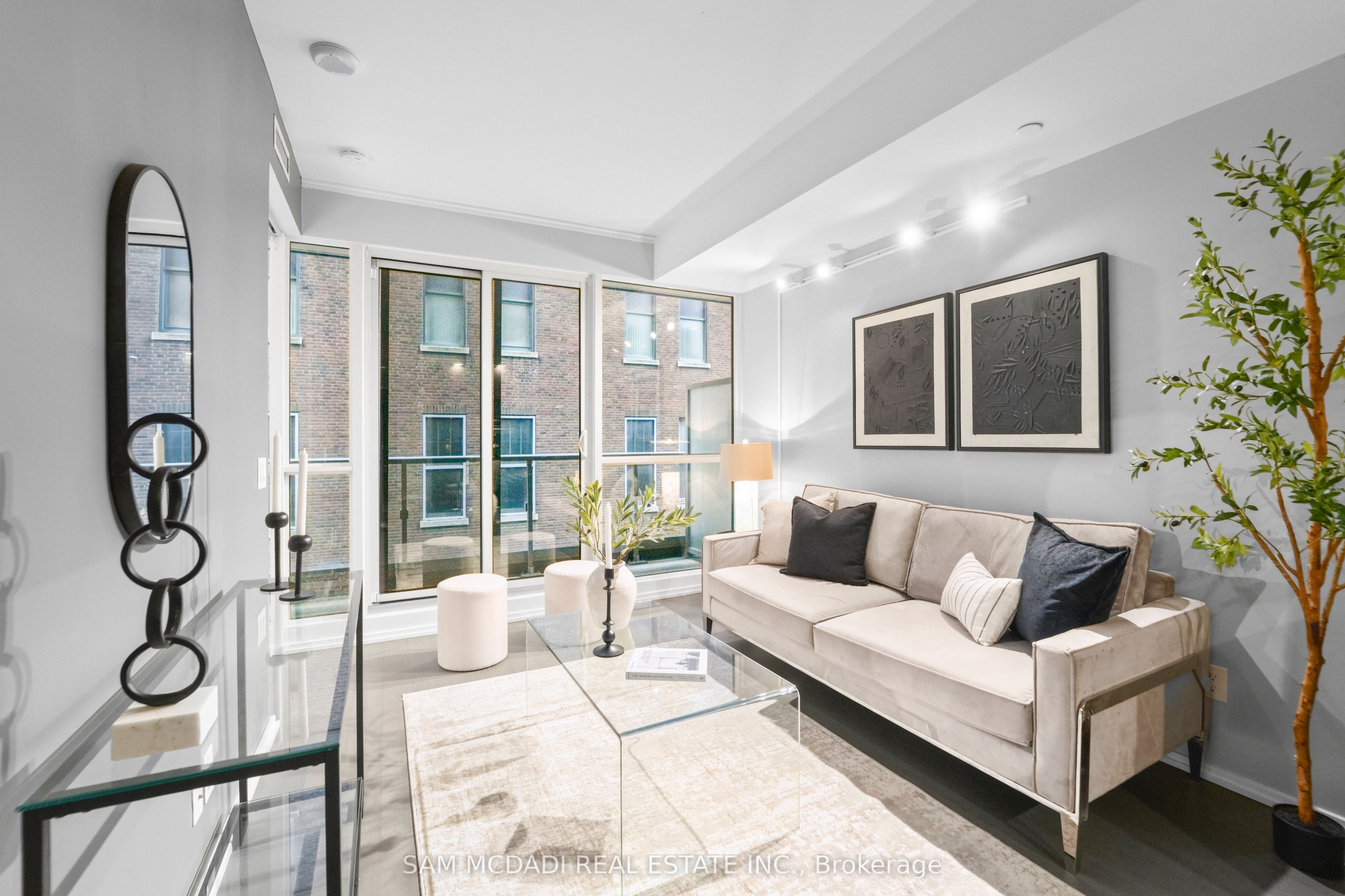 70 Temperance Street 608 Property Photo 7