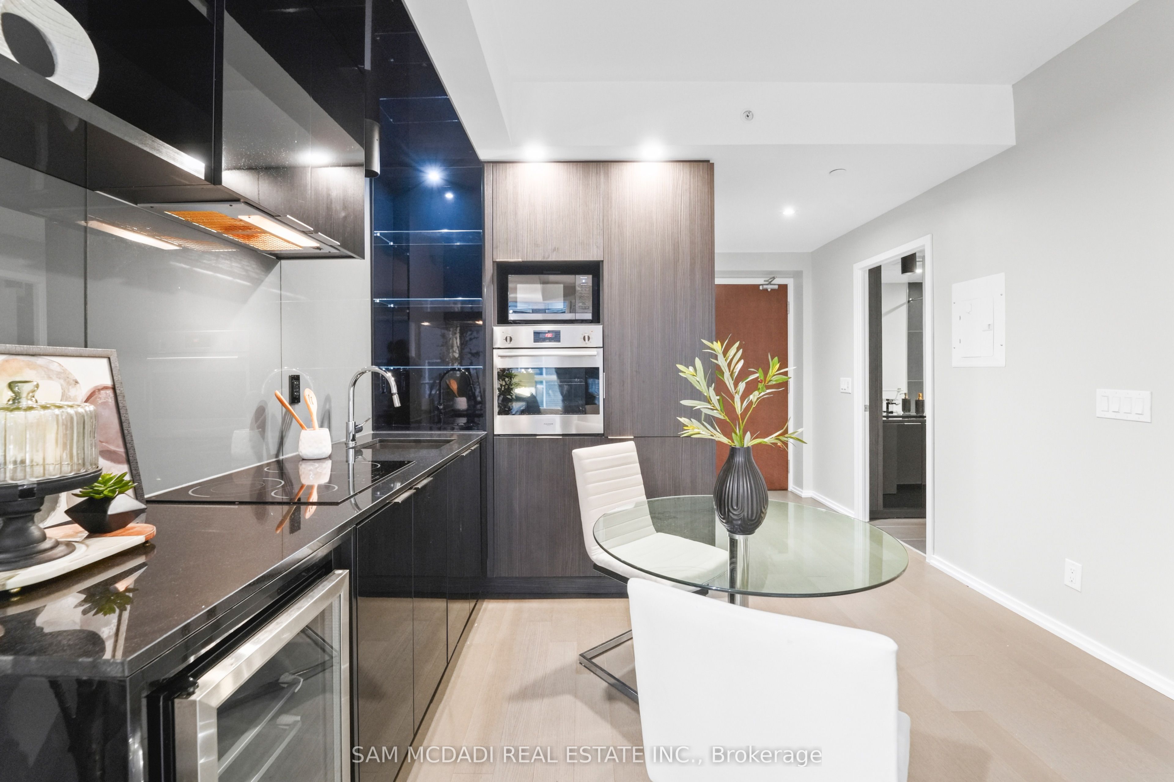 70 Temperance Street 608 Property Photo 13