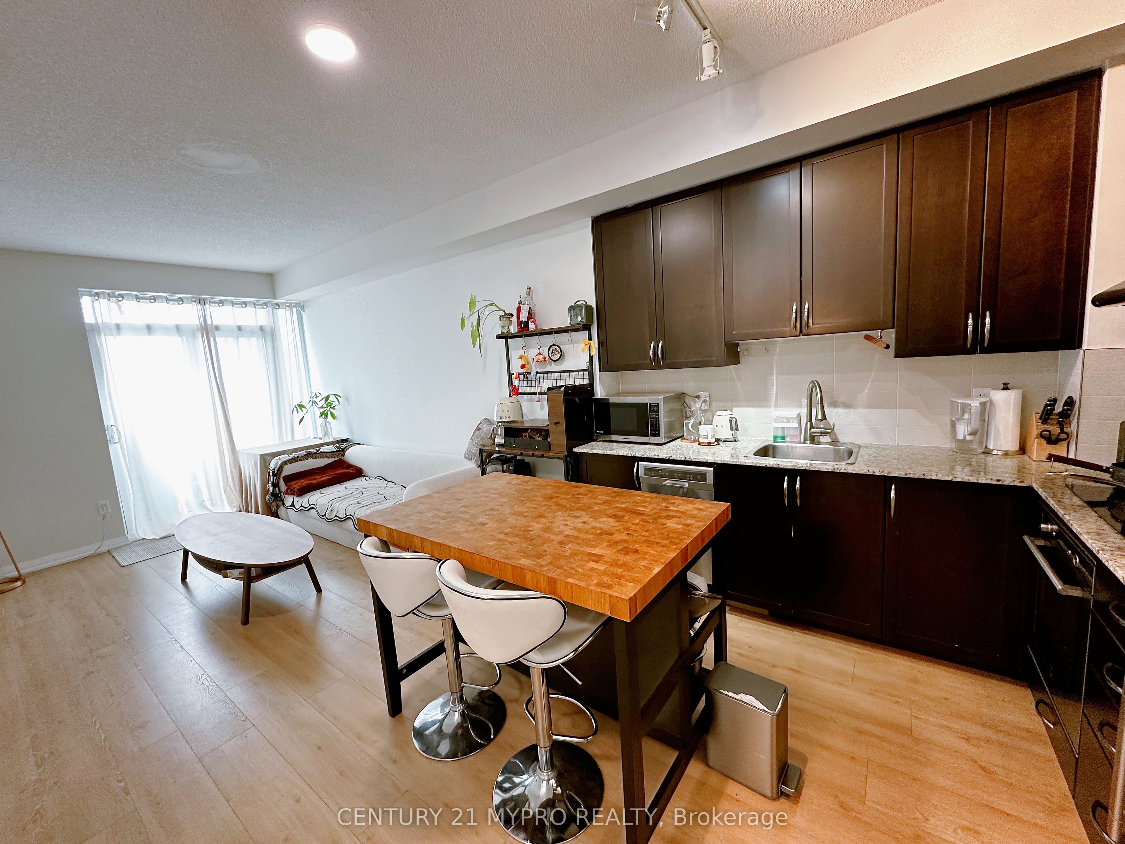55 Ann O'reilly Road 2006 Property Photo 5