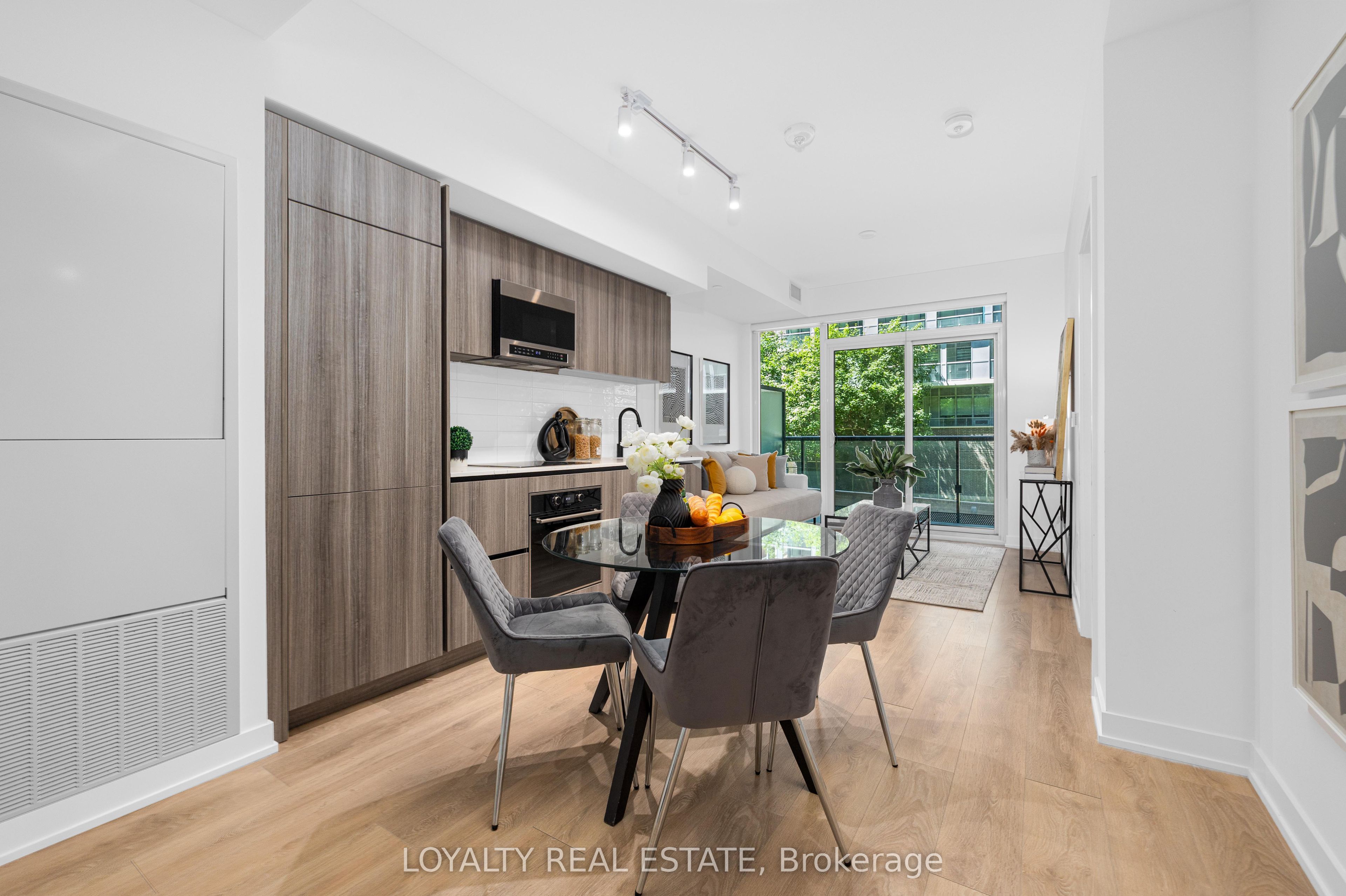 117 Broadway Avenue 211 Property Photo 11