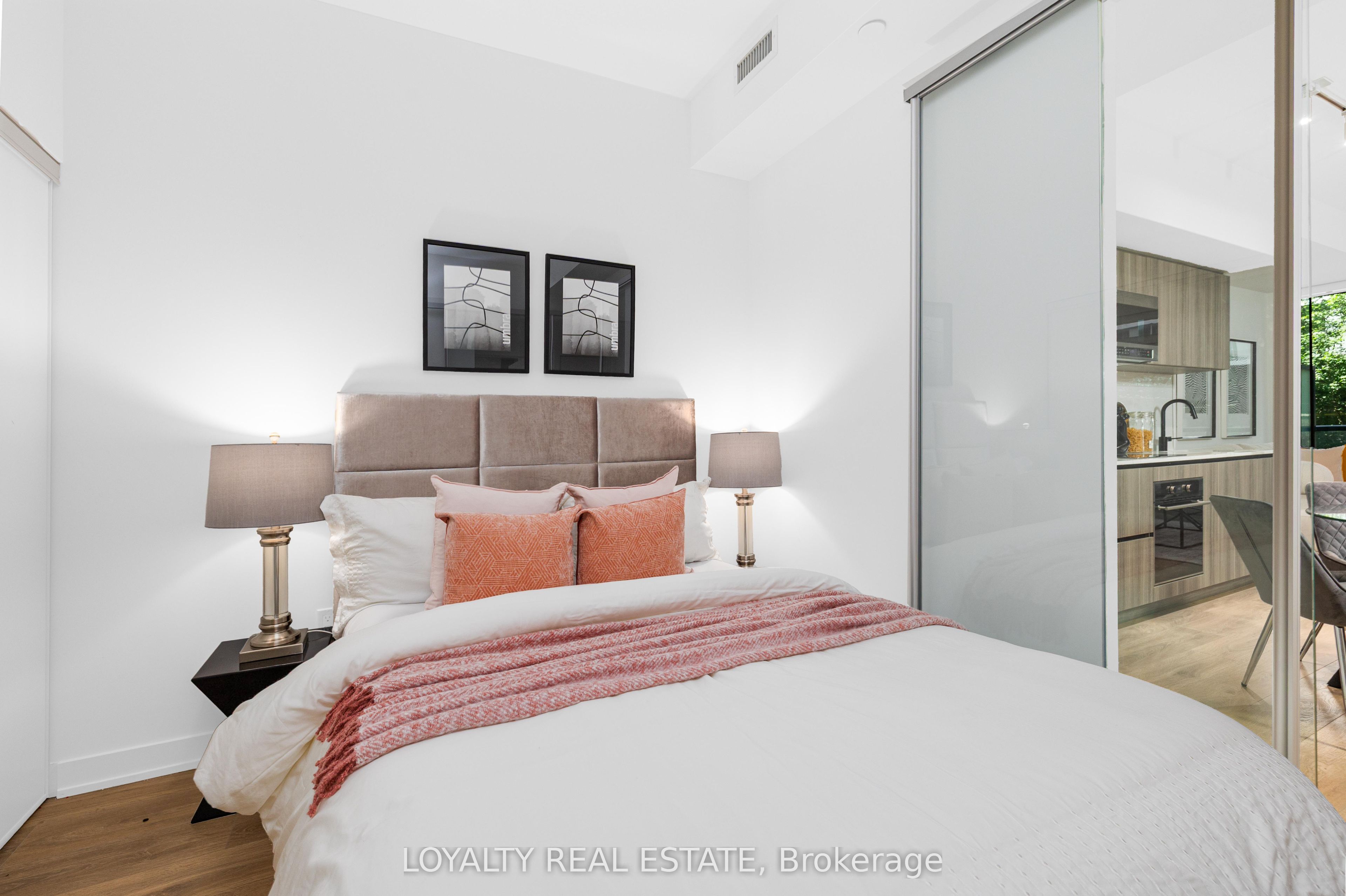 117 Broadway Avenue 211 Property Photo 17