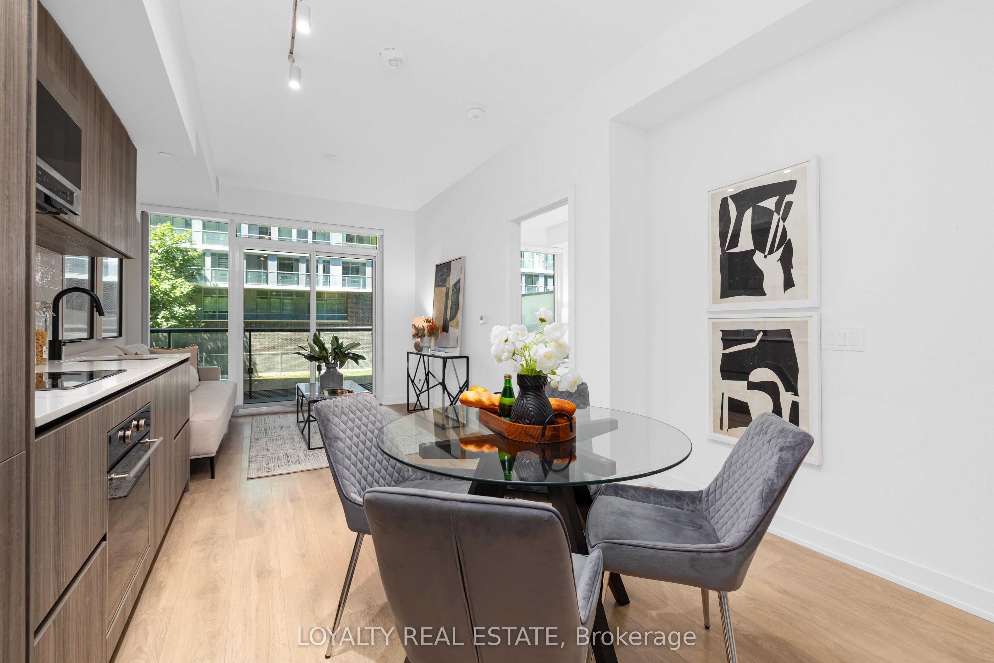 117 Broadway Avenue 211 Property Photo 23