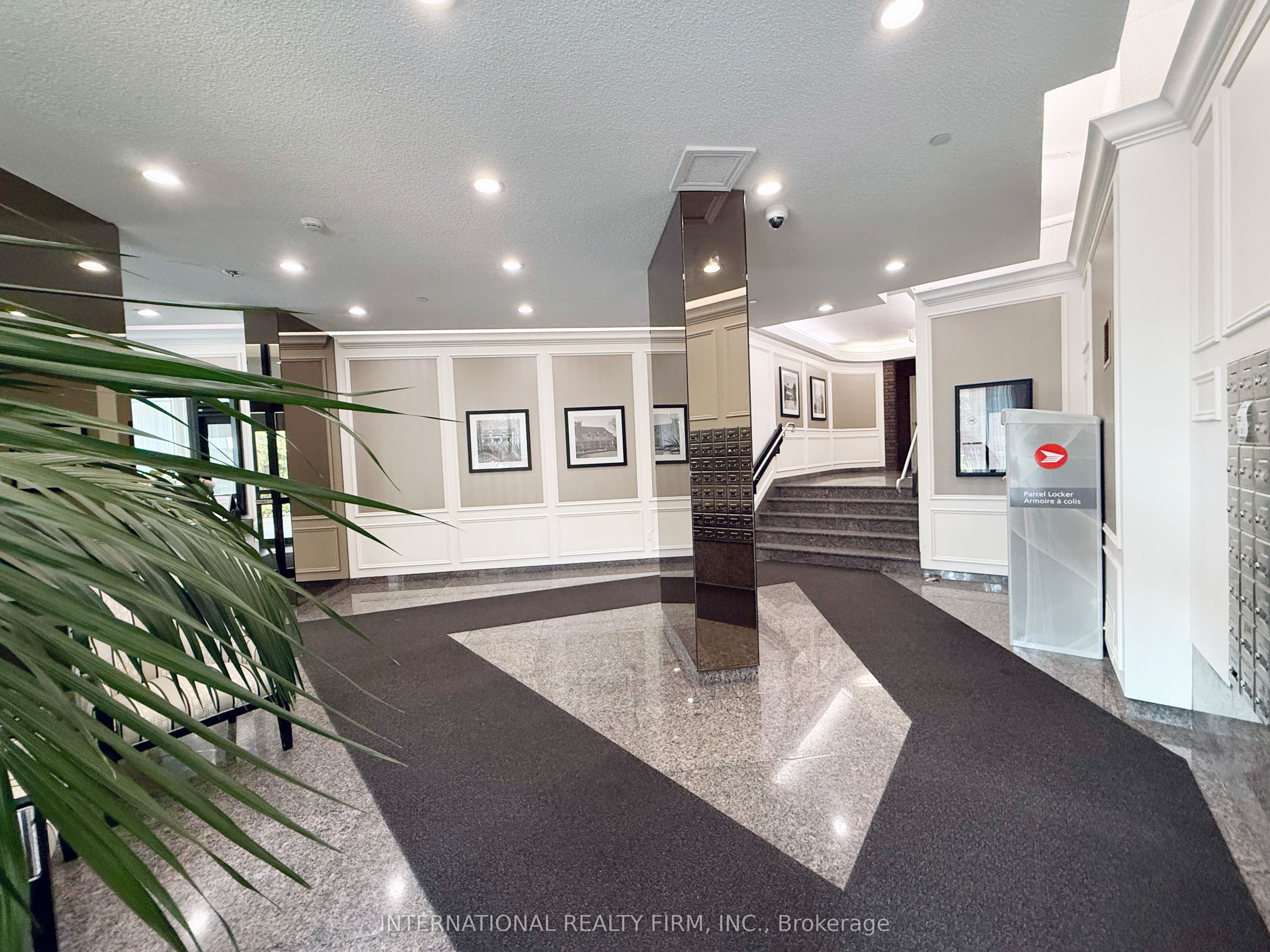 75 Graydon Hall Drive Ph03 Property Photo 16