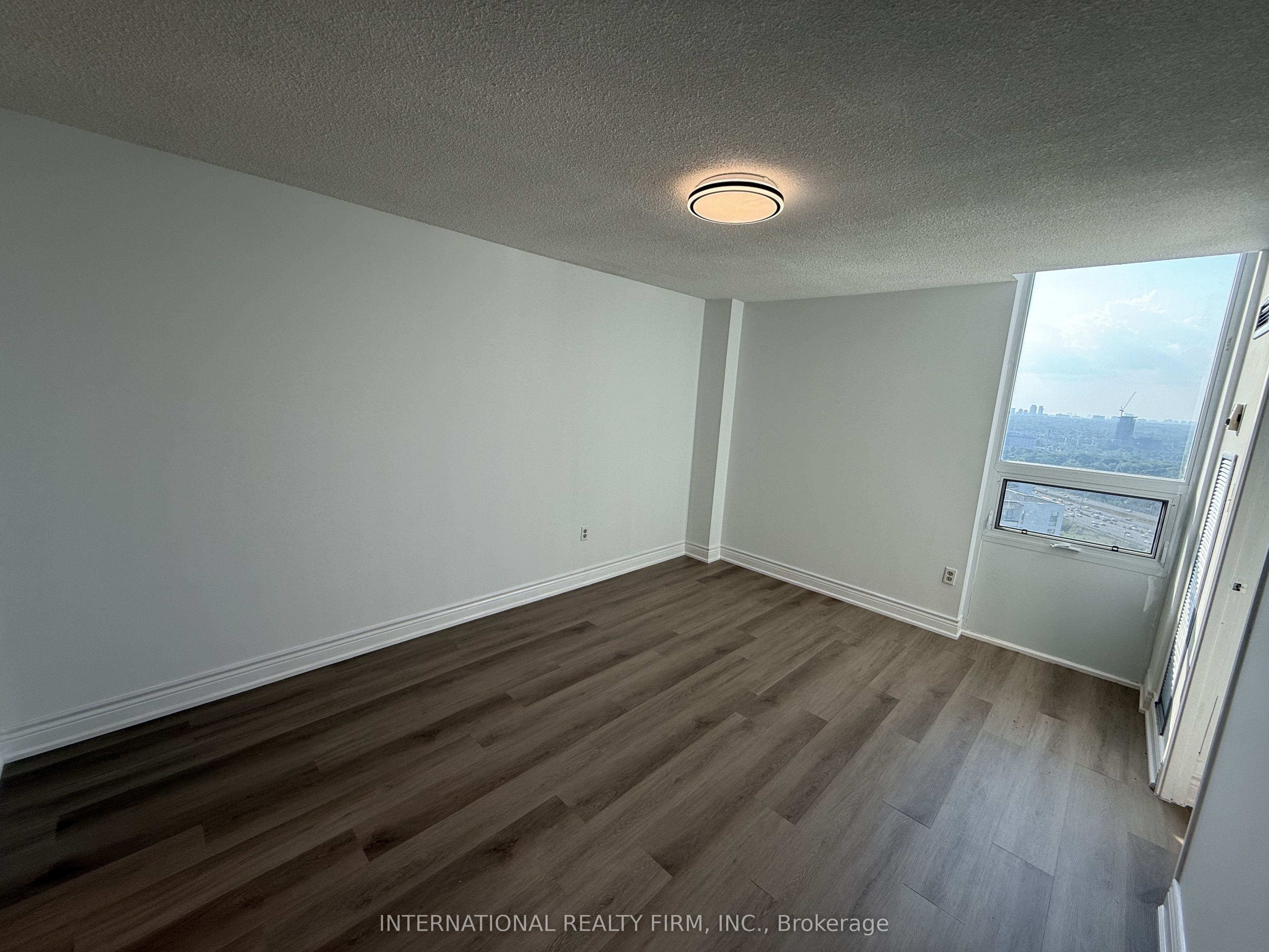 75 Graydon Hall Drive Ph03 Property Photo 23