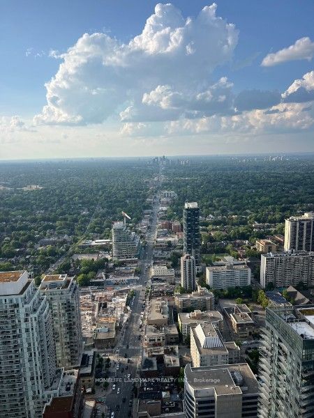 8 Eglinton Avenue E 5607 Property Photo 10