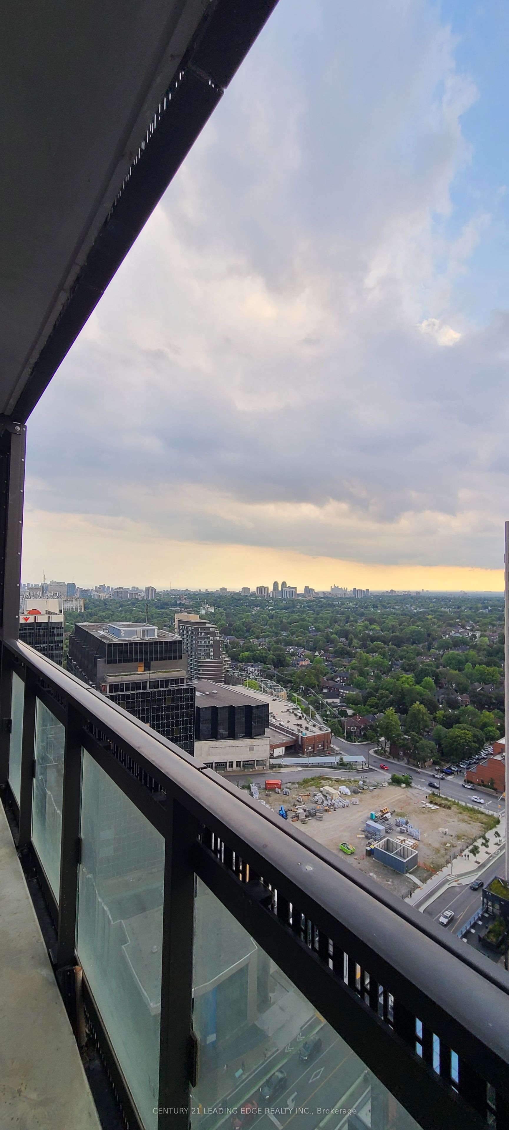 8 Eglinton Avenue E 2204 Property Photo 2