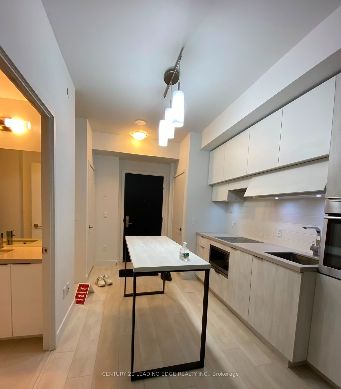 8 Eglinton Avenue E 2204 Property Photo 8