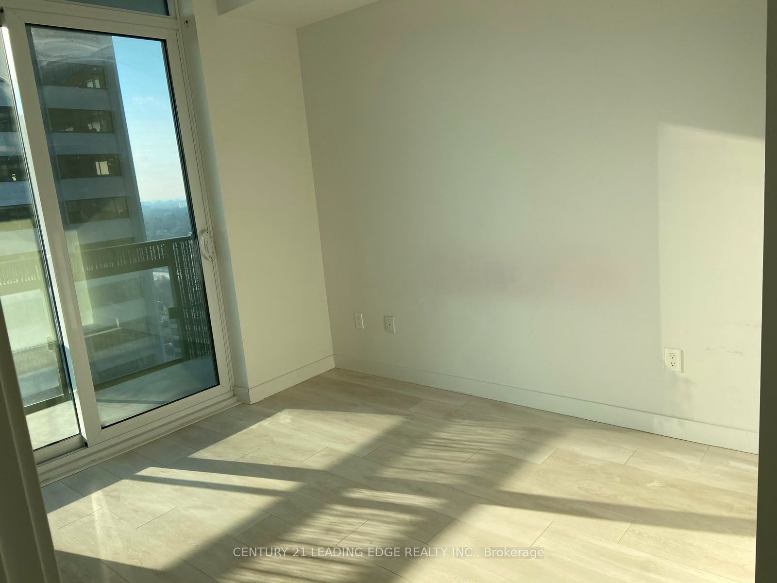 8 Eglinton Avenue E 2204 Property Photo 11