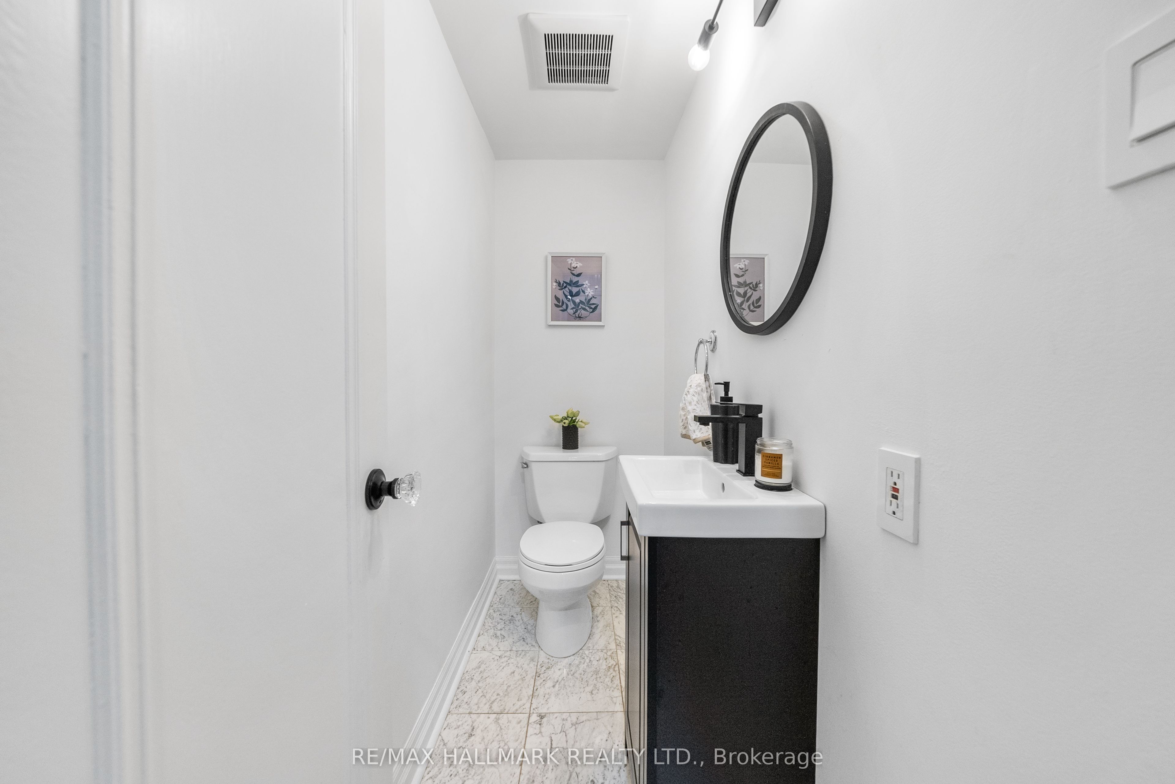 16 Elderwood Drive Property Photo 9