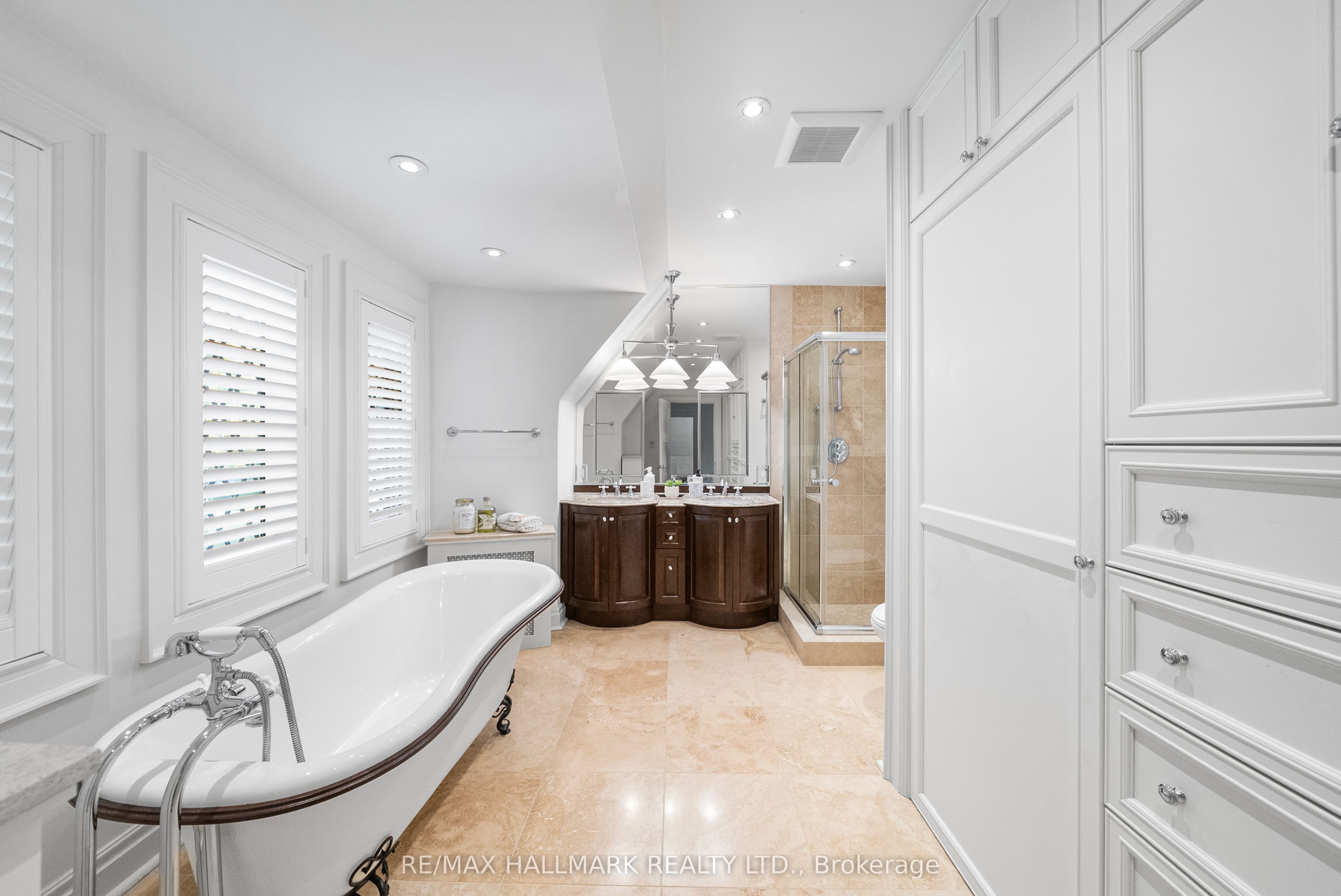 16 Elderwood Drive Property Photo 20