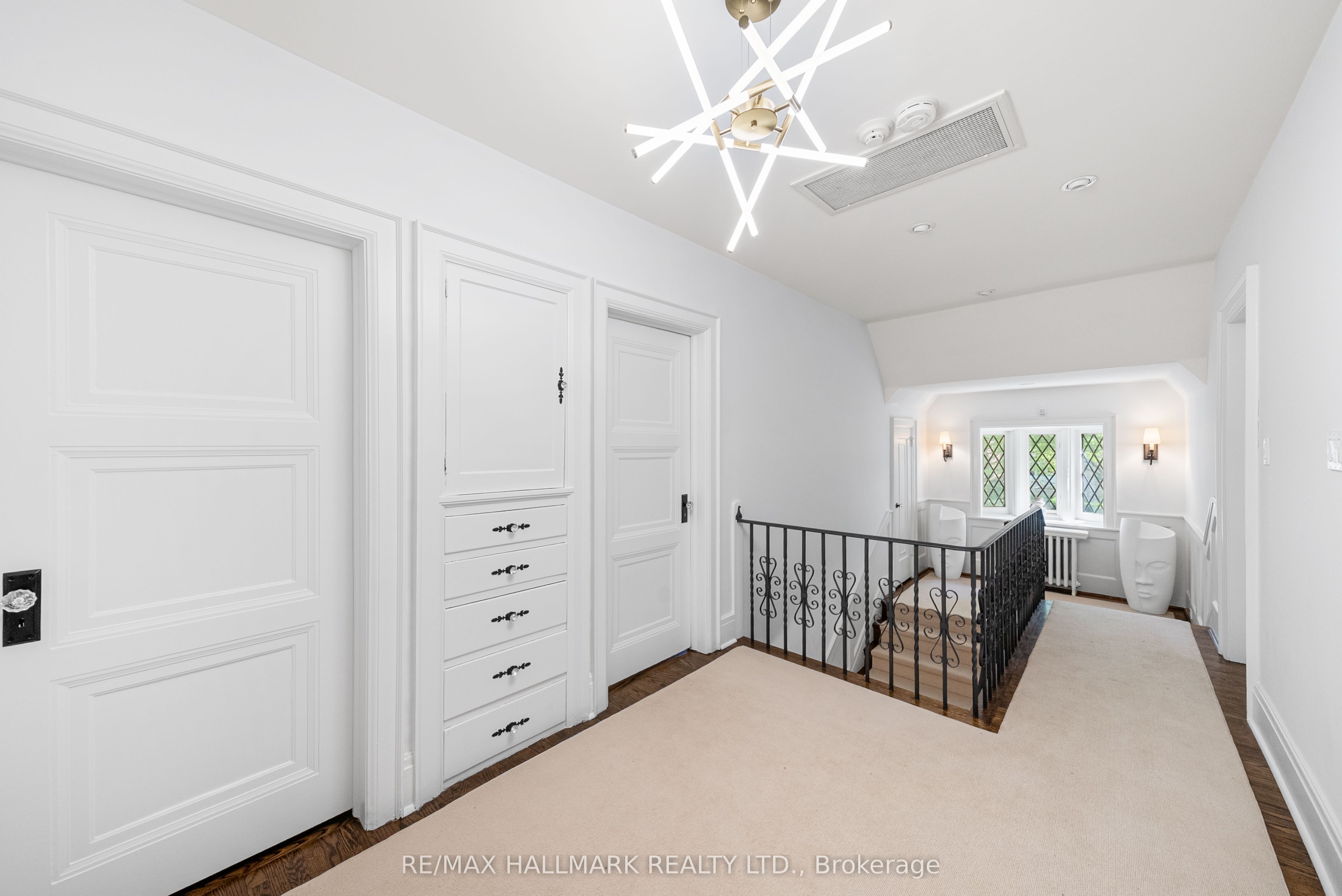 16 Elderwood Drive Property Photo 29