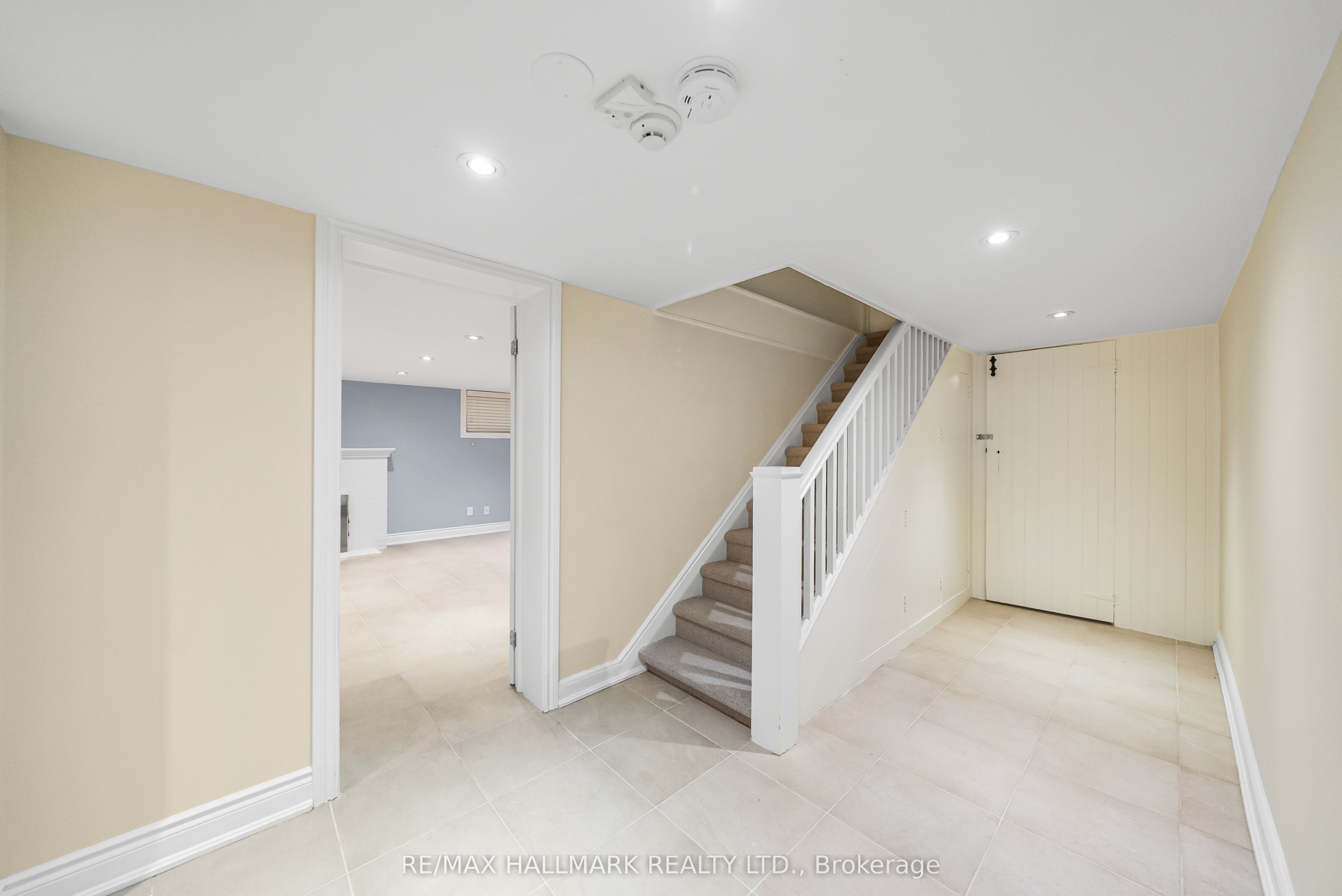 16 Elderwood Drive Property Photo 35