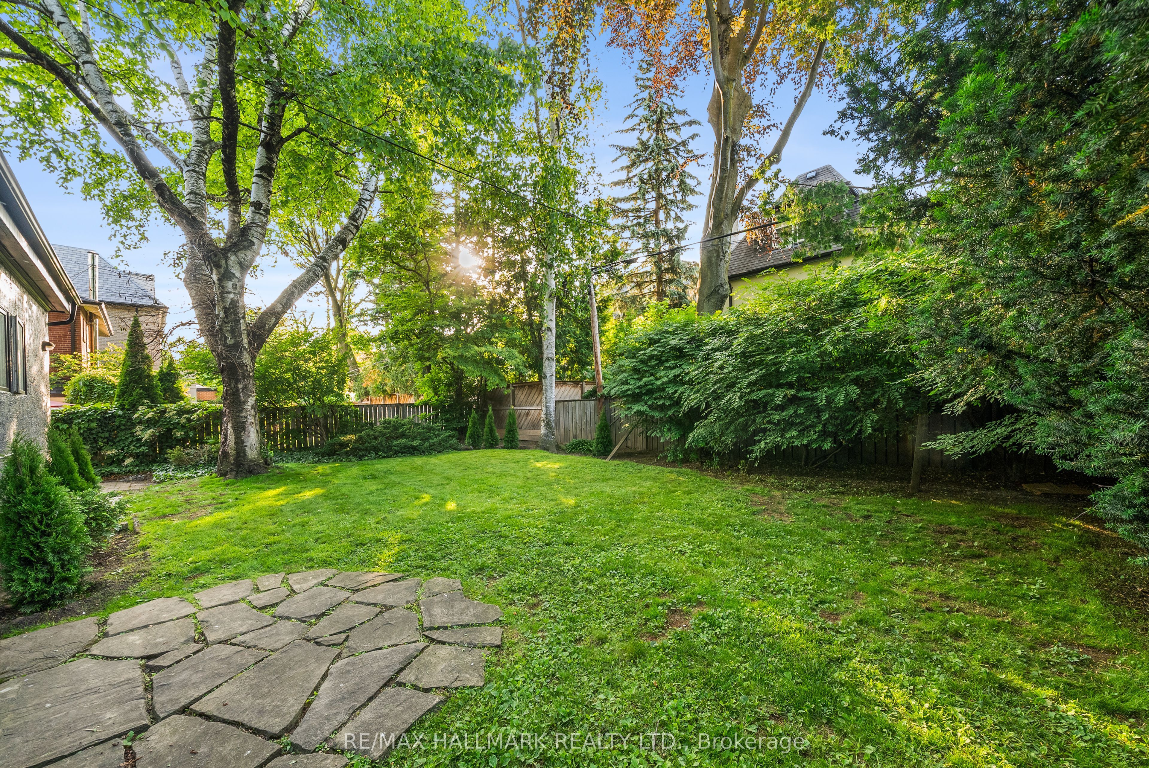 16 Elderwood Drive Property Photo 40