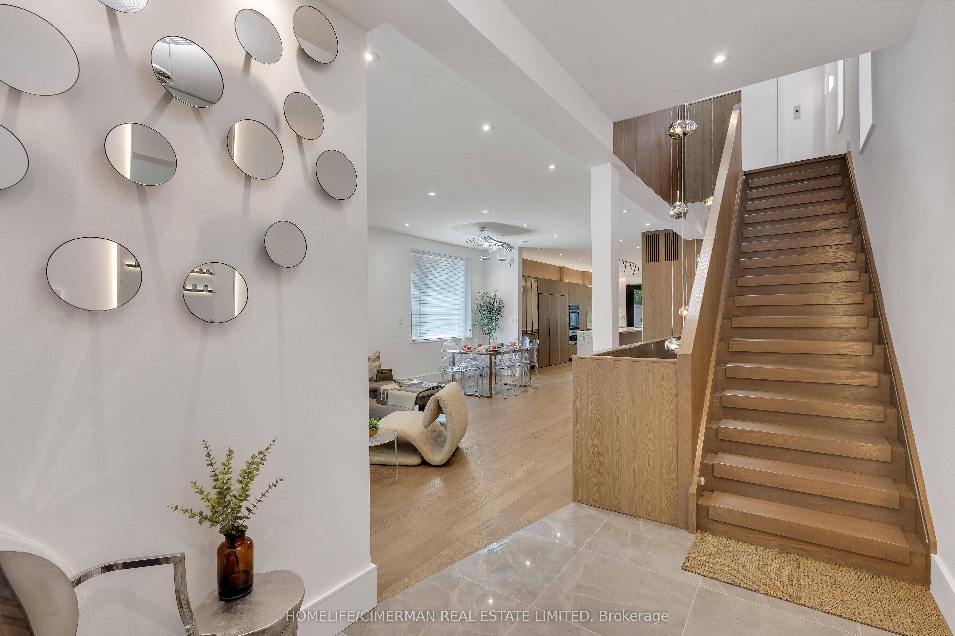 124 Lyndhurst Avenue Property Photo 3
