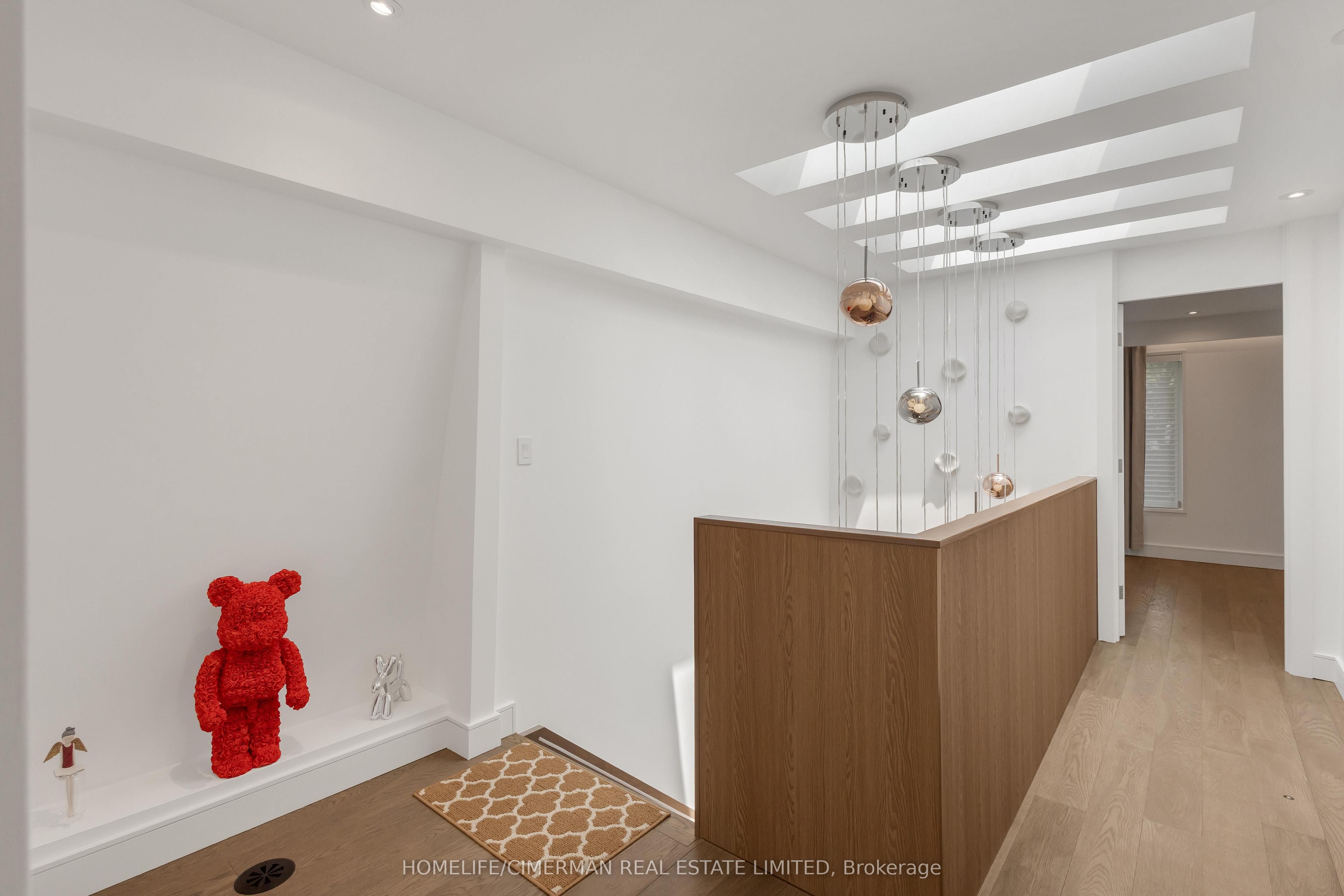 124 Lyndhurst Avenue Property Photo 35