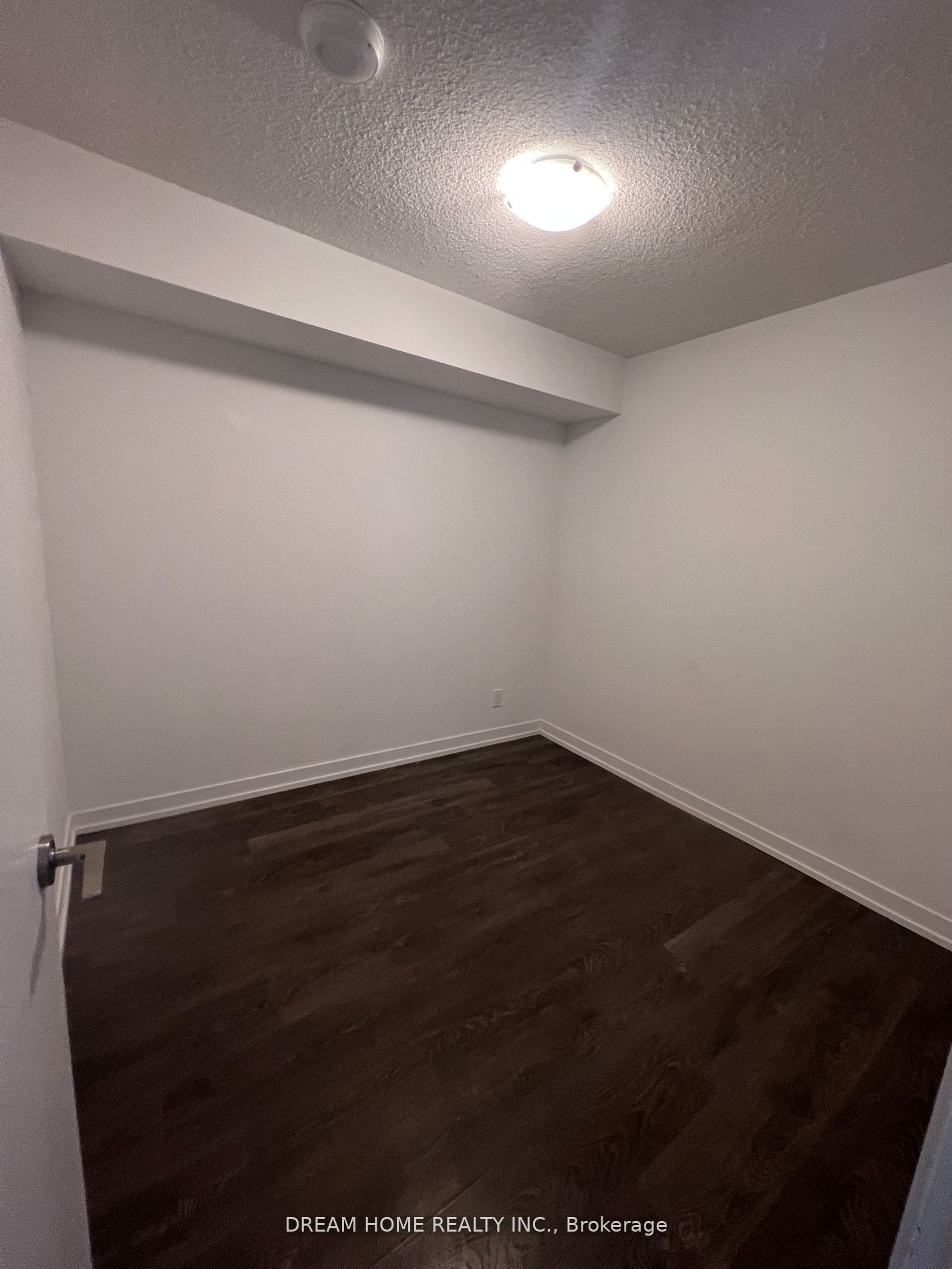 125 Redpath Avenue 1407 Property Photo 6