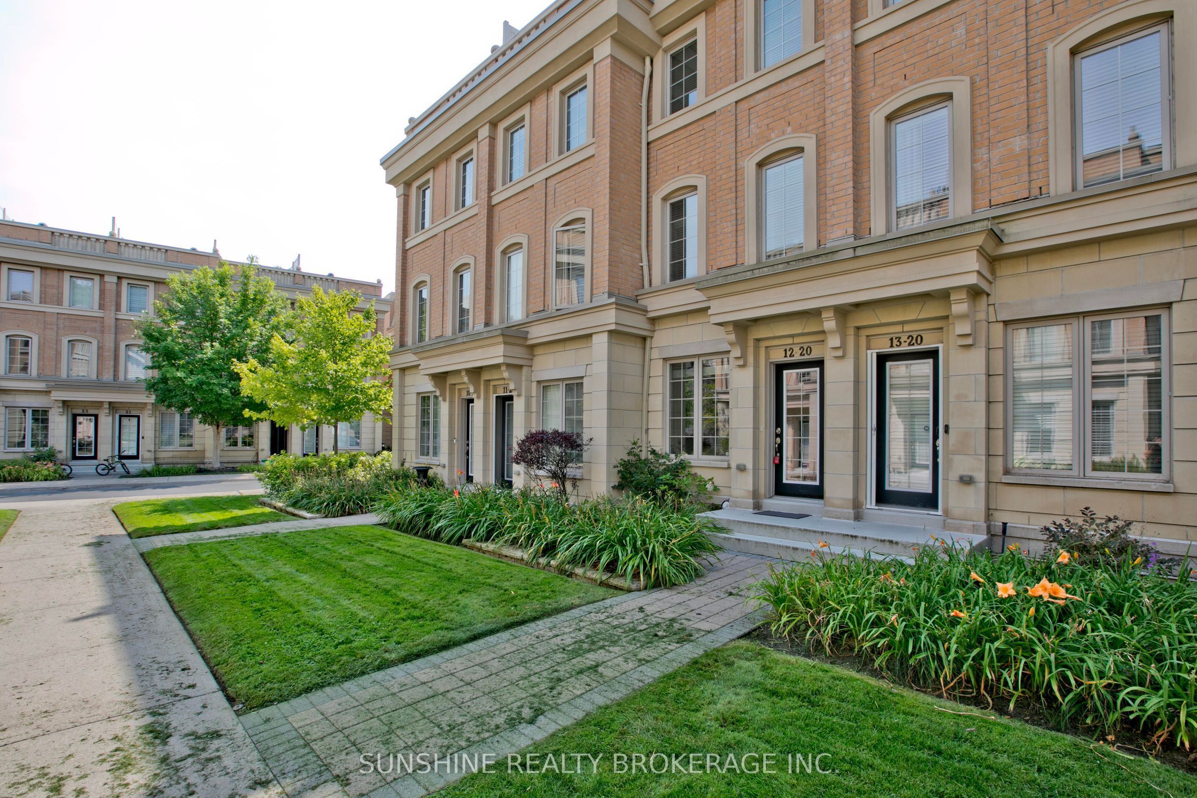 20 Hargrave Lane 12 Property Photo 2