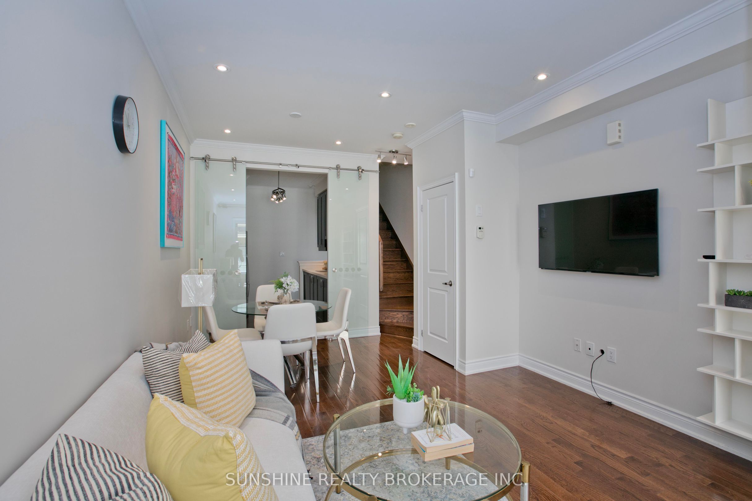 20 Hargrave Lane 12 Property Photo 8